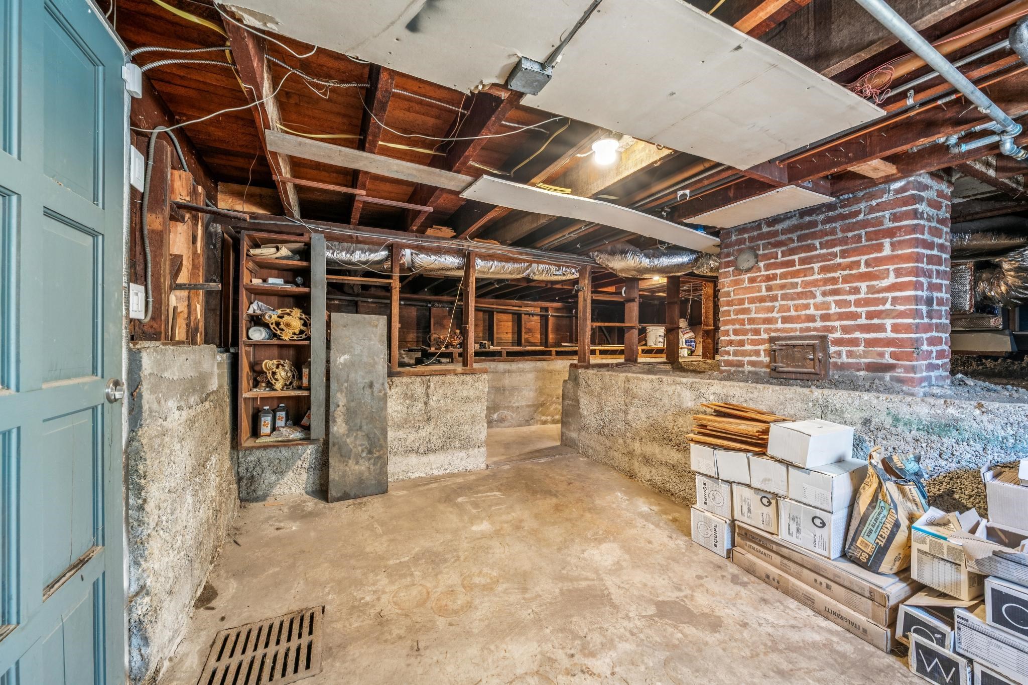 Detail Gallery Image 58 of 60 For 653 55th St, Oakland,  CA 94609 - 3 Beds | 1 Baths