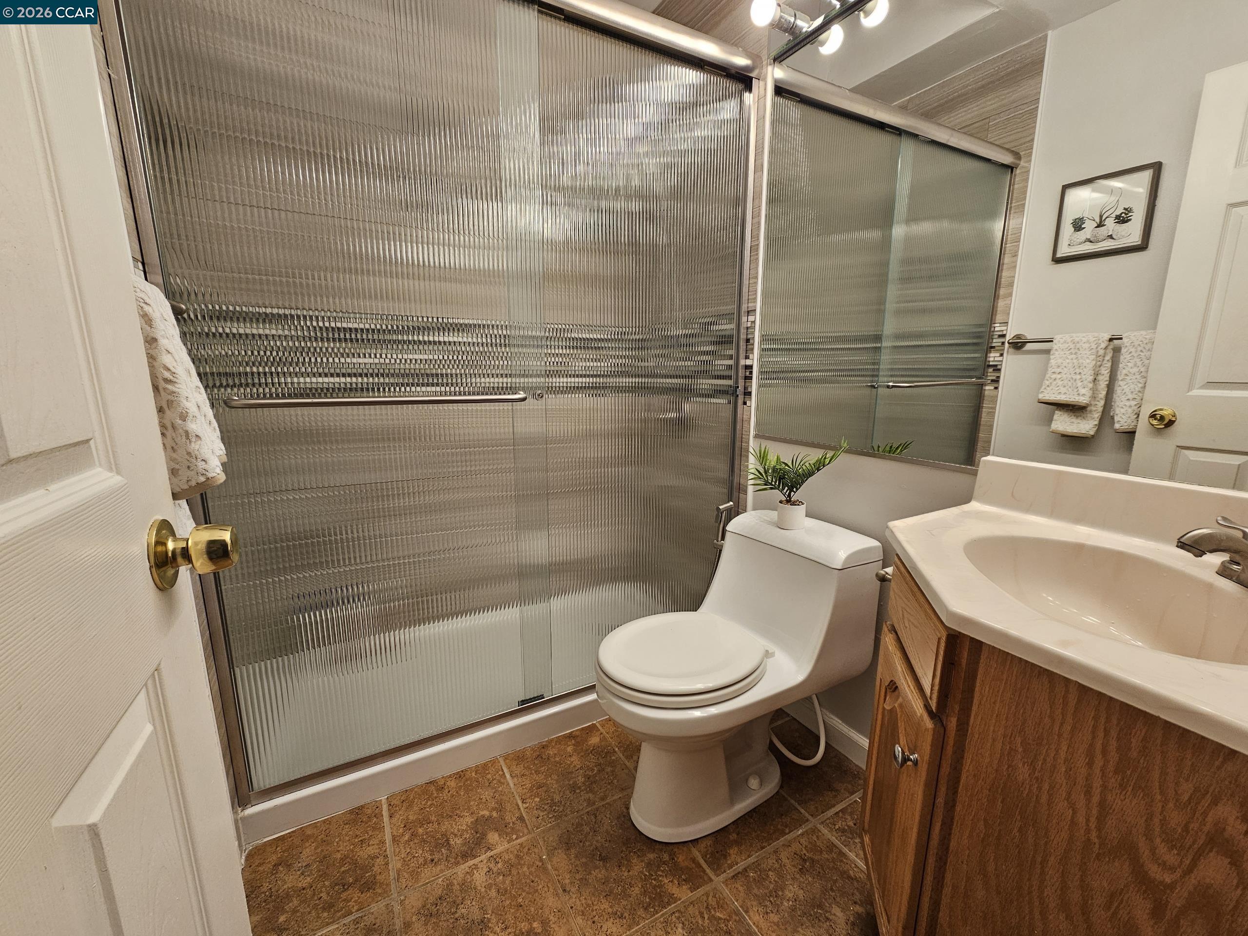 Detail Gallery Image 19 of 48 For 909 Santa Lucia Dr, Pleasant Hill,  CA 94523 - 5 Beds | 3 Baths