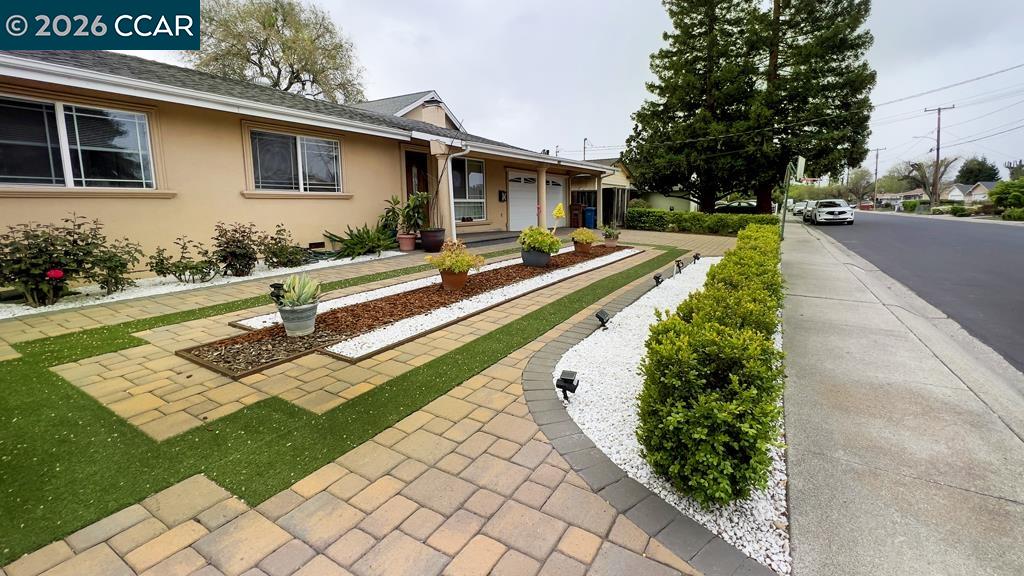 Detail Gallery Image 47 of 48 For 909 Santa Lucia Dr, Pleasant Hill,  CA 94523 - 5 Beds | 3 Baths