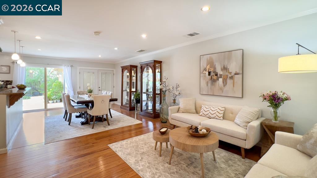 Detail Gallery Image 6 of 48 For 909 Santa Lucia Dr, Pleasant Hill,  CA 94523 - 5 Beds | 3 Baths