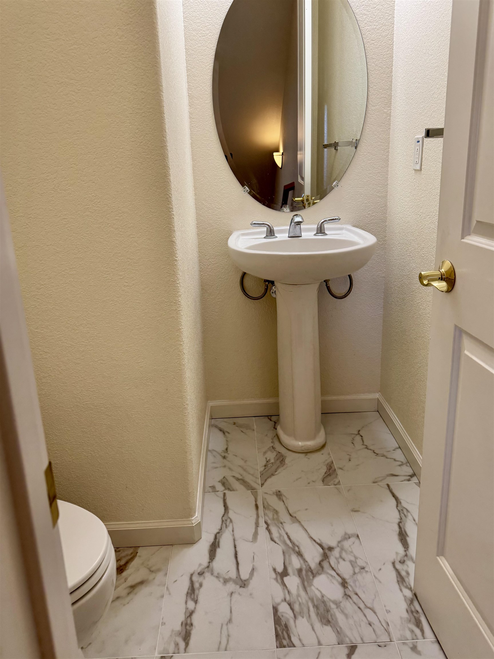 Detail Gallery Image 7 of 26 For 4486 Chancery Ln, Dublin,  CA 94568 - 3 Beds | 3/1 Baths