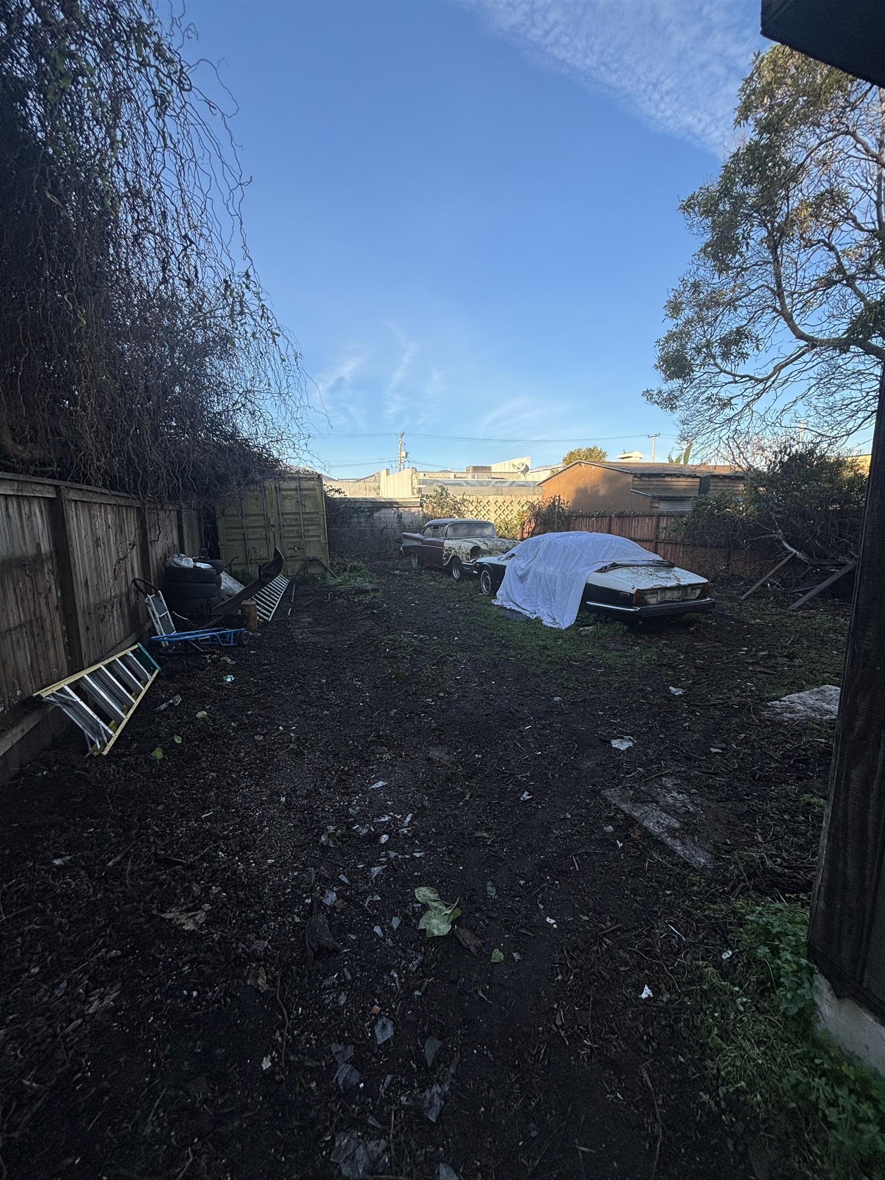 Detail Gallery Image 3 of 9 For 2414 5th St, Berkeley,  CA 94710 - 2 Beds | 1 Baths