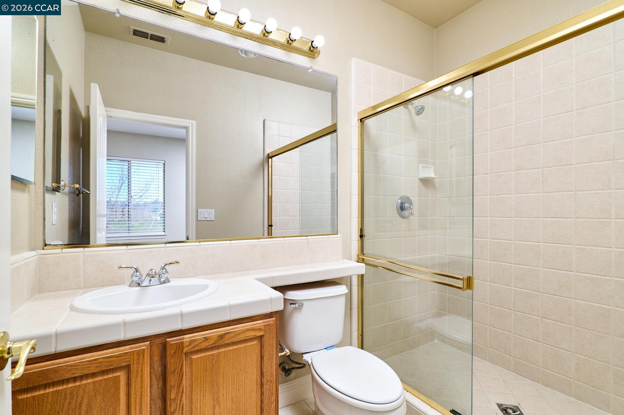 Detail Gallery Image 23 of 45 For 1752 Langholm Way, Folsom,  CA 95630 - 5 Beds | 4 Baths