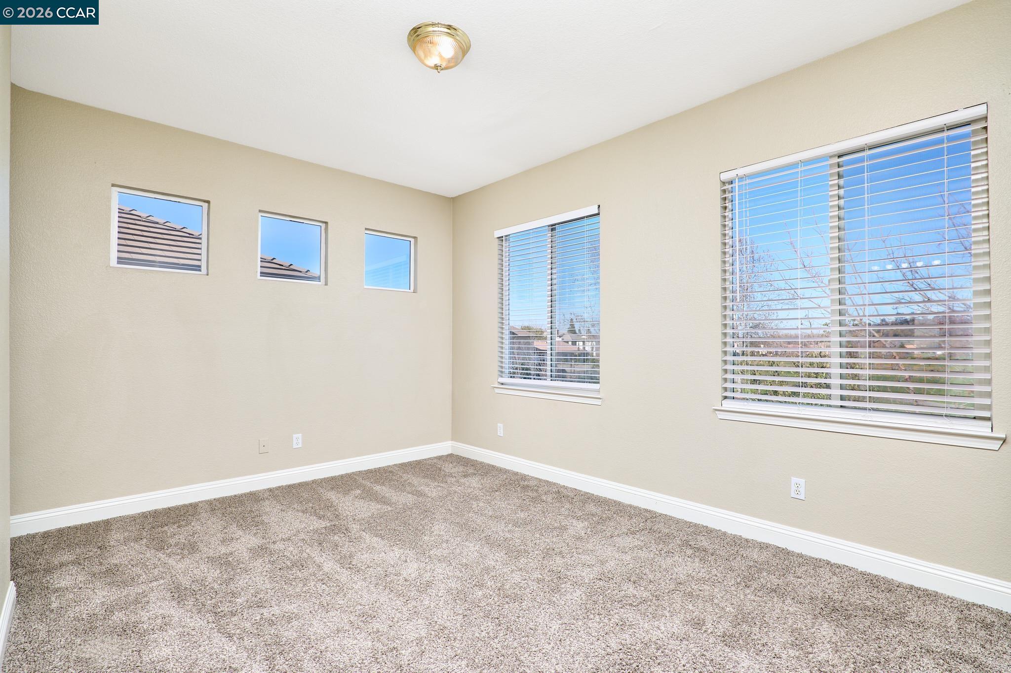 Detail Gallery Image 32 of 45 For 1752 Langholm Way, Folsom,  CA 95630 - 5 Beds | 4 Baths