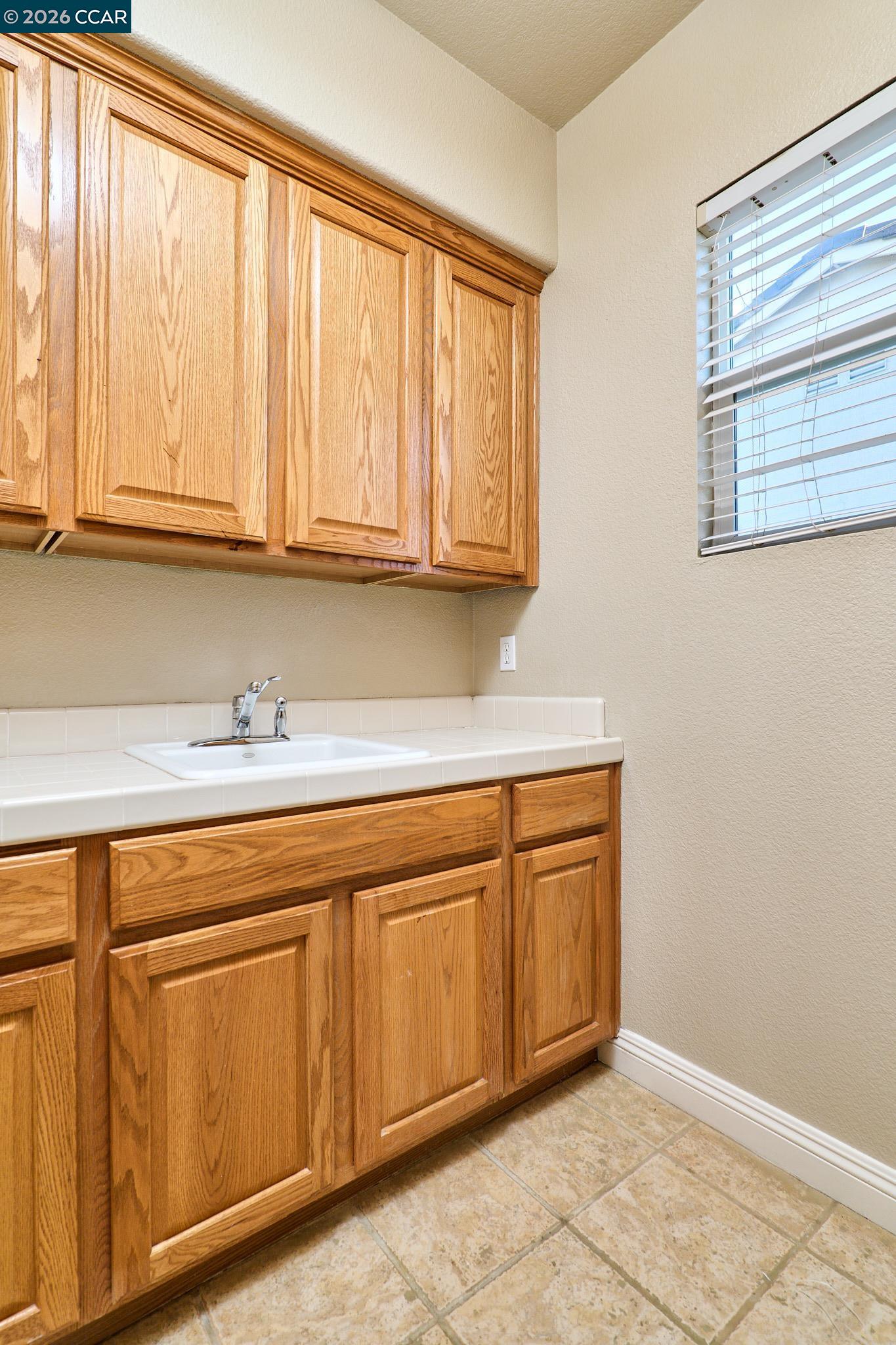 Detail Gallery Image 38 of 45 For 1752 Langholm Way, Folsom,  CA 95630 - 5 Beds | 4 Baths