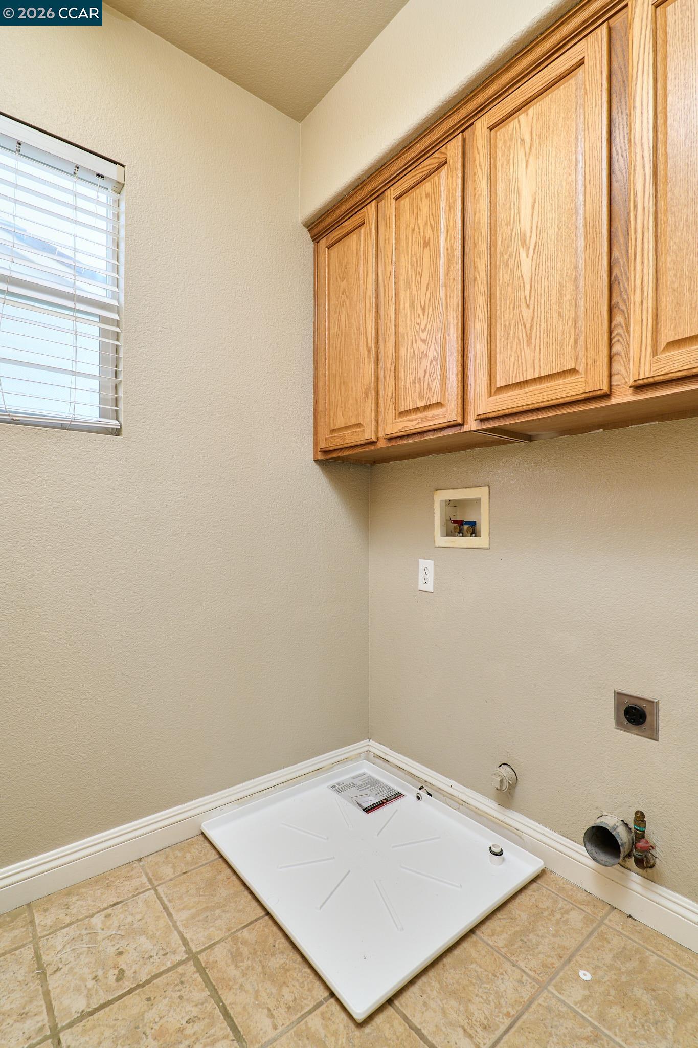 Detail Gallery Image 39 of 45 For 1752 Langholm Way, Folsom,  CA 95630 - 5 Beds | 4 Baths