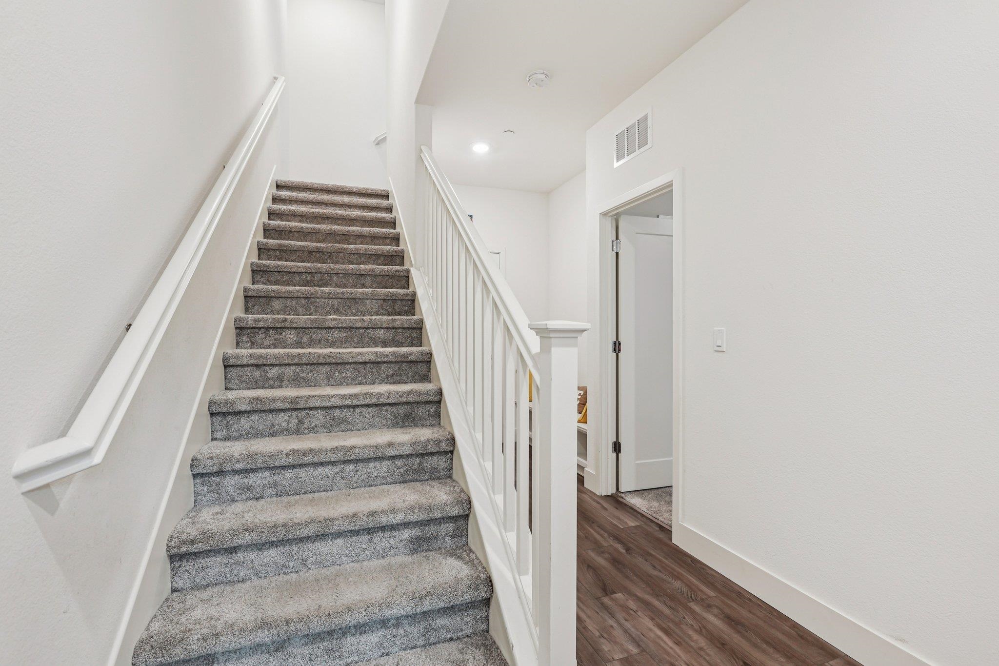 Photo #8: 41120800 Listing: Photo #8