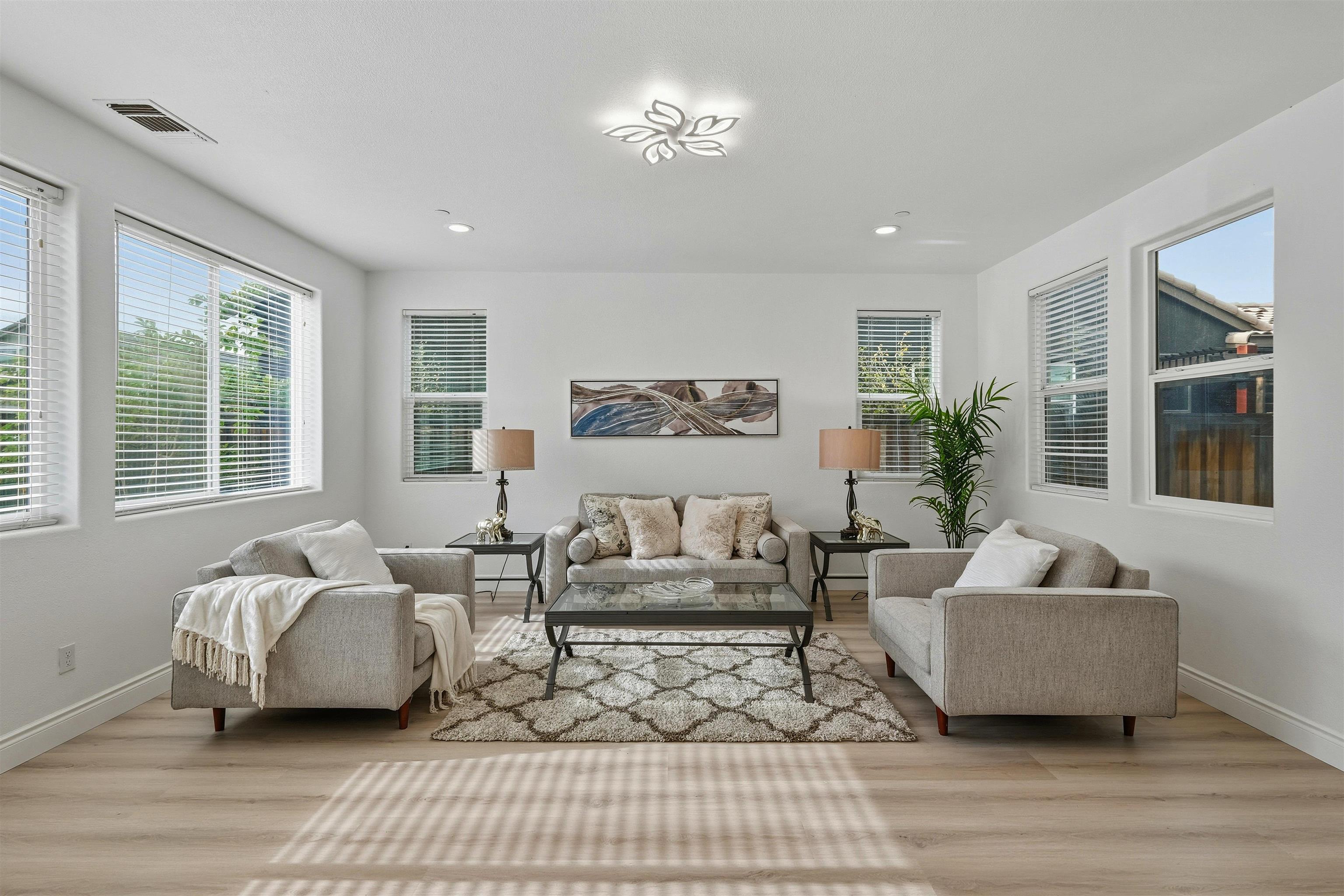 Detail Gallery Image 10 of 54 For 574 Mandevilla Dr, Brentwood,  CA 94513 - 5 Beds | 4 Baths