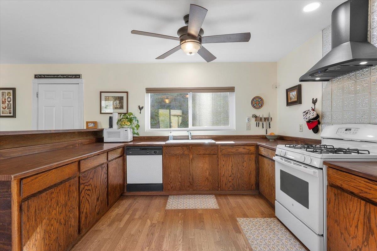 Detail Gallery Image 8 of 43 For 17370 Mines Rd, Livermore,  CA 94550 - 2 Beds | 1 Baths