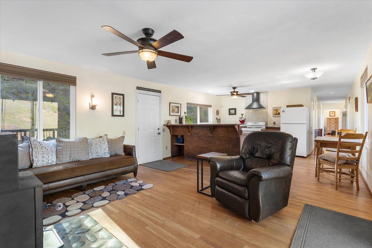 Detail Gallery Image 3 of 43 For 17370 W Corral Hollow Rd, Tracy,  CA 95377 - 2 Beds | 1 Baths