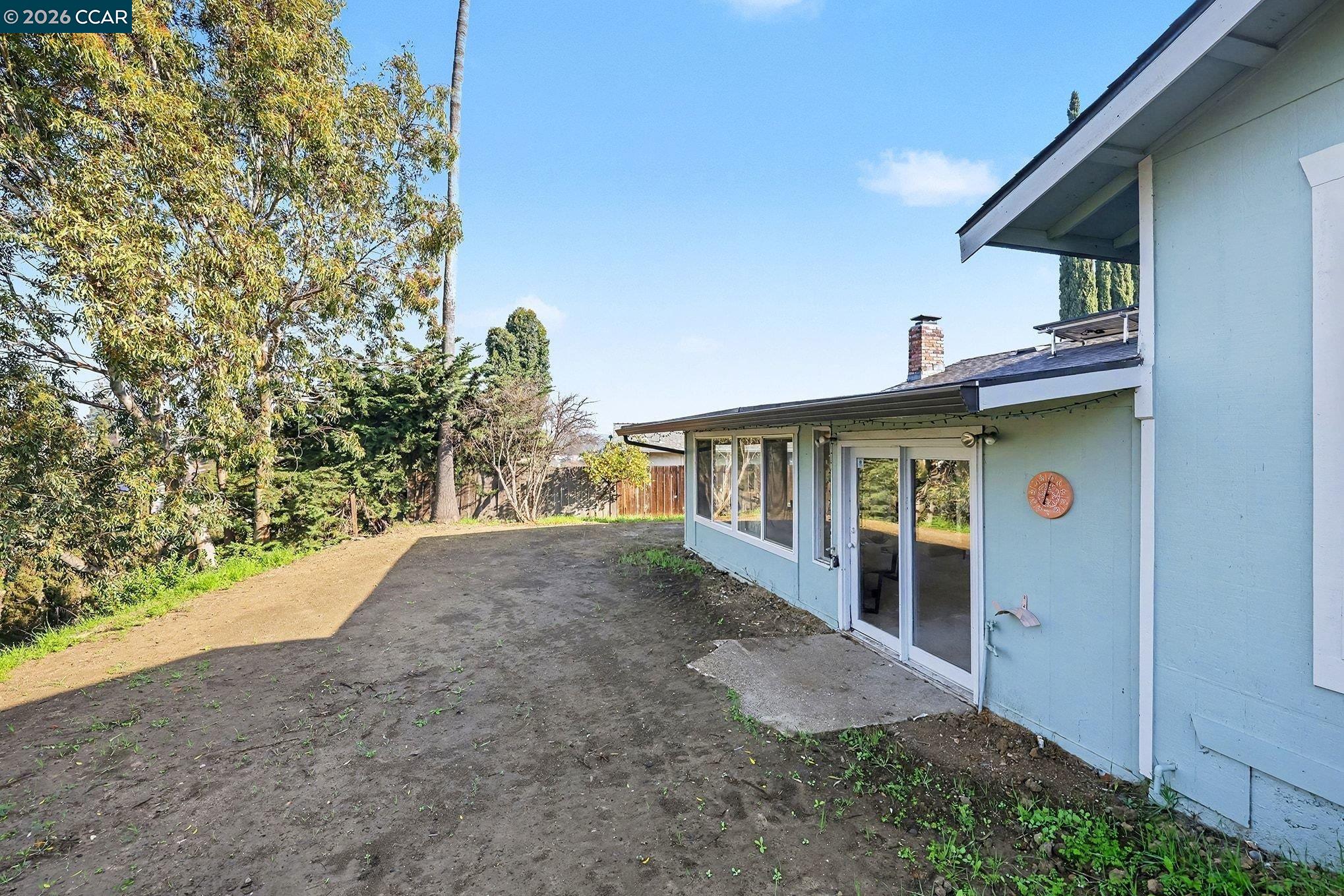 Detail Gallery Image 23 of 29 For 837 Marie Ave, Martinez,  CA 94553 - 4 Beds | 2 Baths