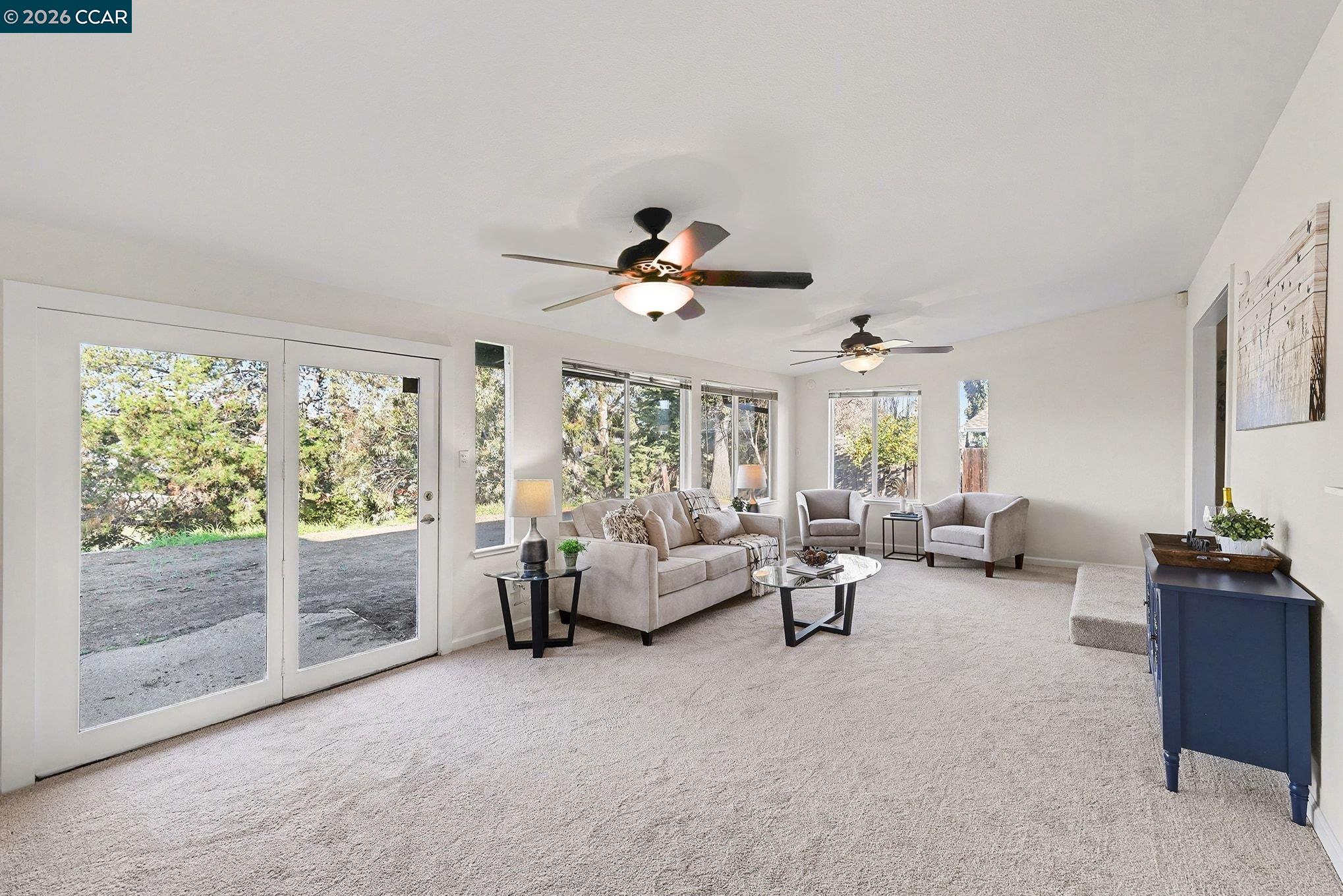 Detail Gallery Image 8 of 29 For 837 Marie Ave, Martinez,  CA 94553 - 4 Beds | 2 Baths