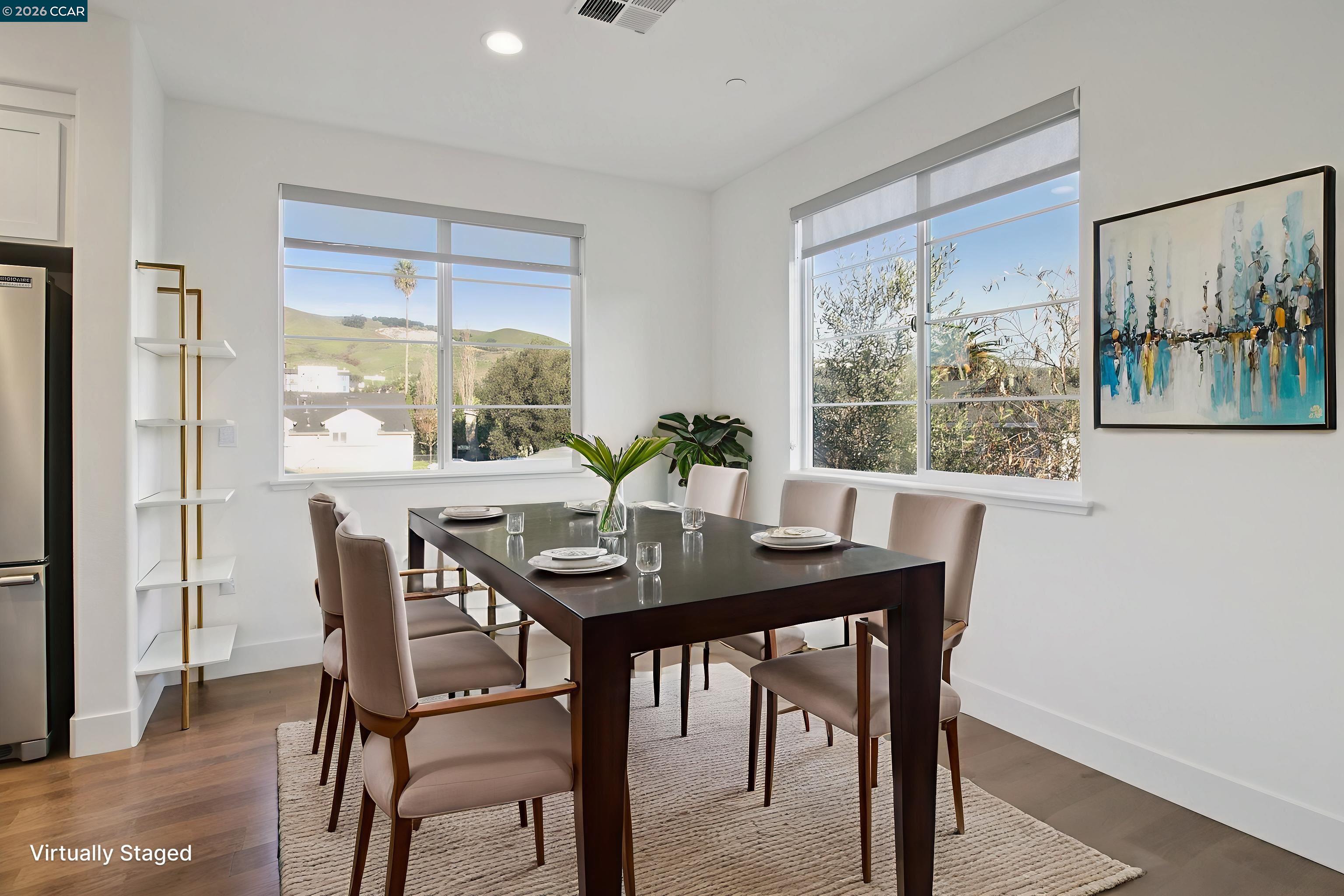 Detail Gallery Image 11 of 39 For 257 Bolt Ct, Hayward,  CA 94544 - 3 Beds | 3/1 Baths