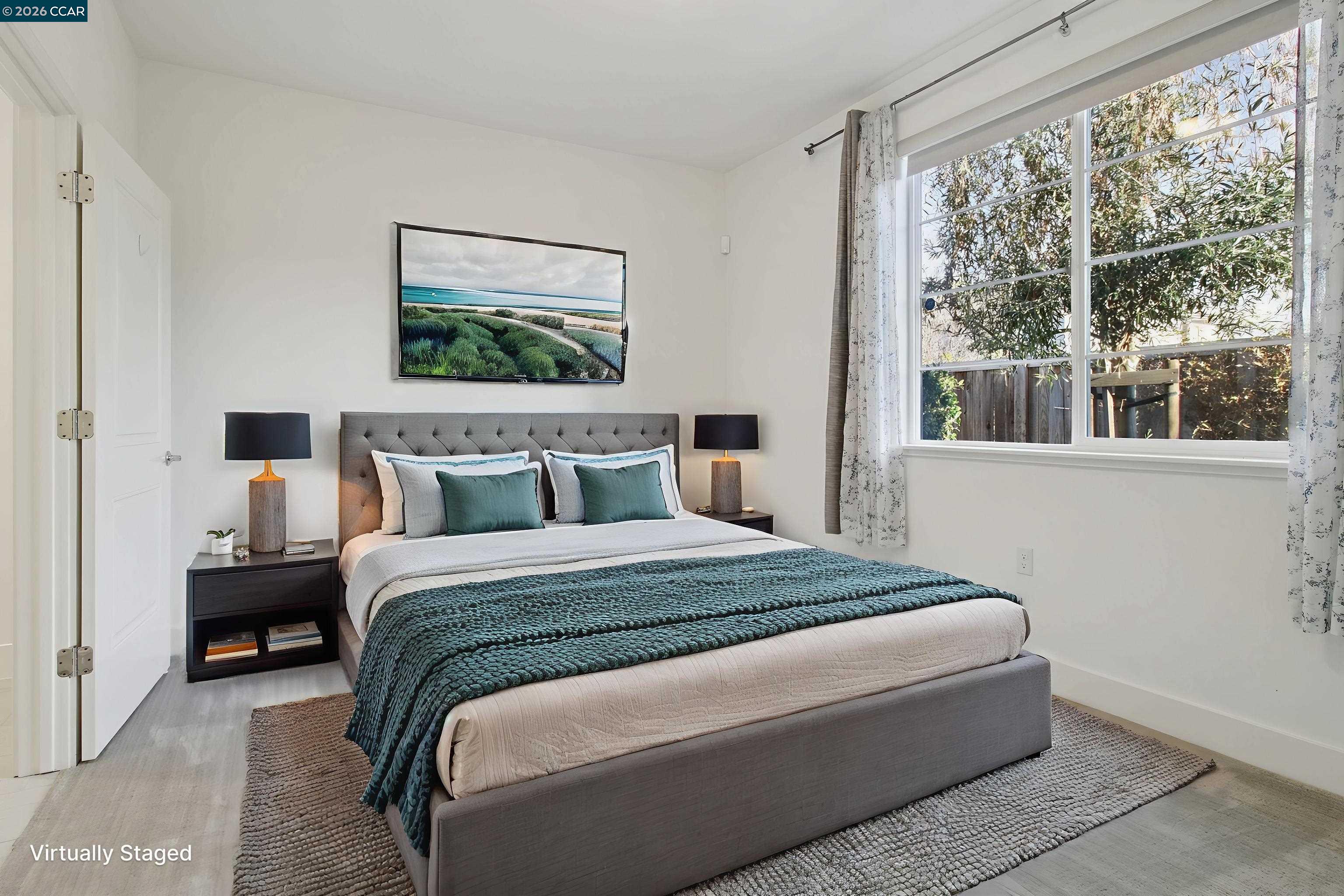 Detail Gallery Image 14 of 39 For 257 Bolt Ct, Hayward,  CA 94544 - 3 Beds | 3/1 Baths