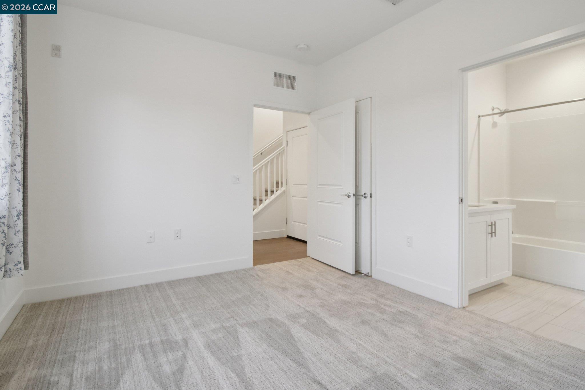 Detail Gallery Image 17 of 39 For 257 Bolt Ct, Hayward,  CA 94544 - 3 Beds | 3/1 Baths