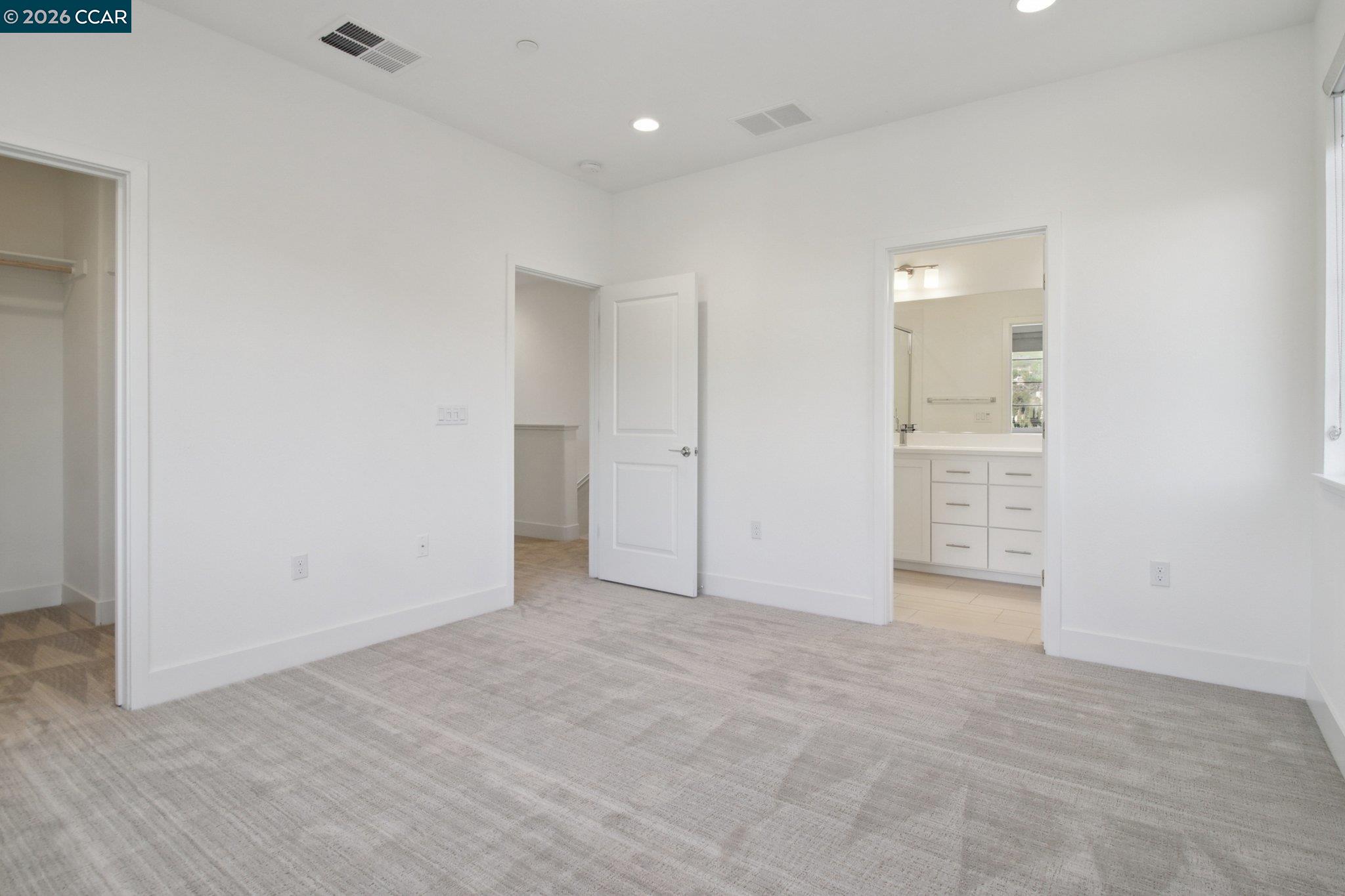 Photo #23: 41120815 Listing: Photo #23