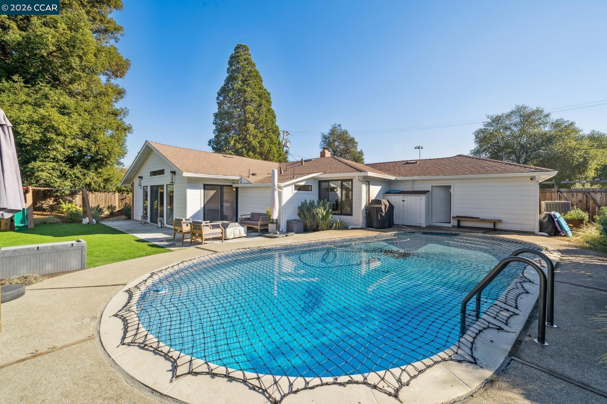 Detail Gallery Image 23 of 25 For 3268 Park Ln, Lafayette,  CA 94549 - 4 Beds | 3 Baths