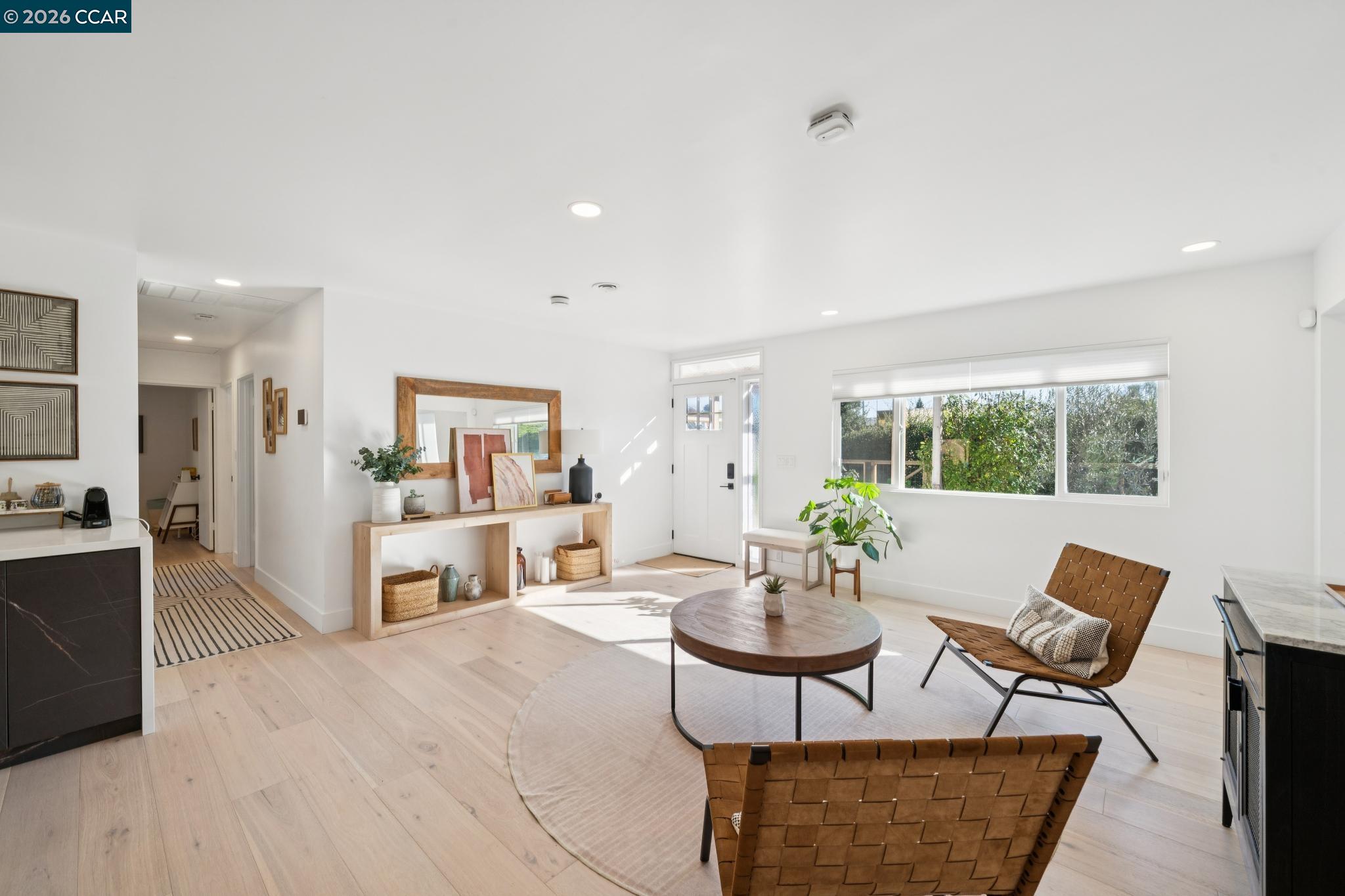 Detail Gallery Image 5 of 25 For 3268 Park Ln, Lafayette,  CA 94549 - 4 Beds | 3 Baths