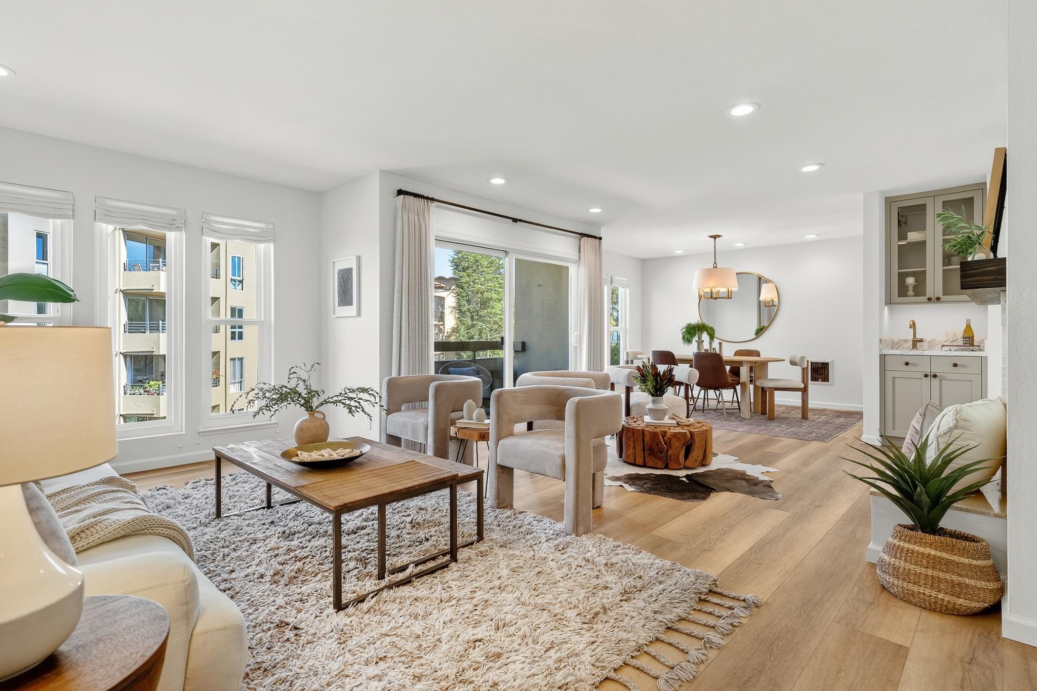 Photo #1: 41120818 Listing: Photo #1