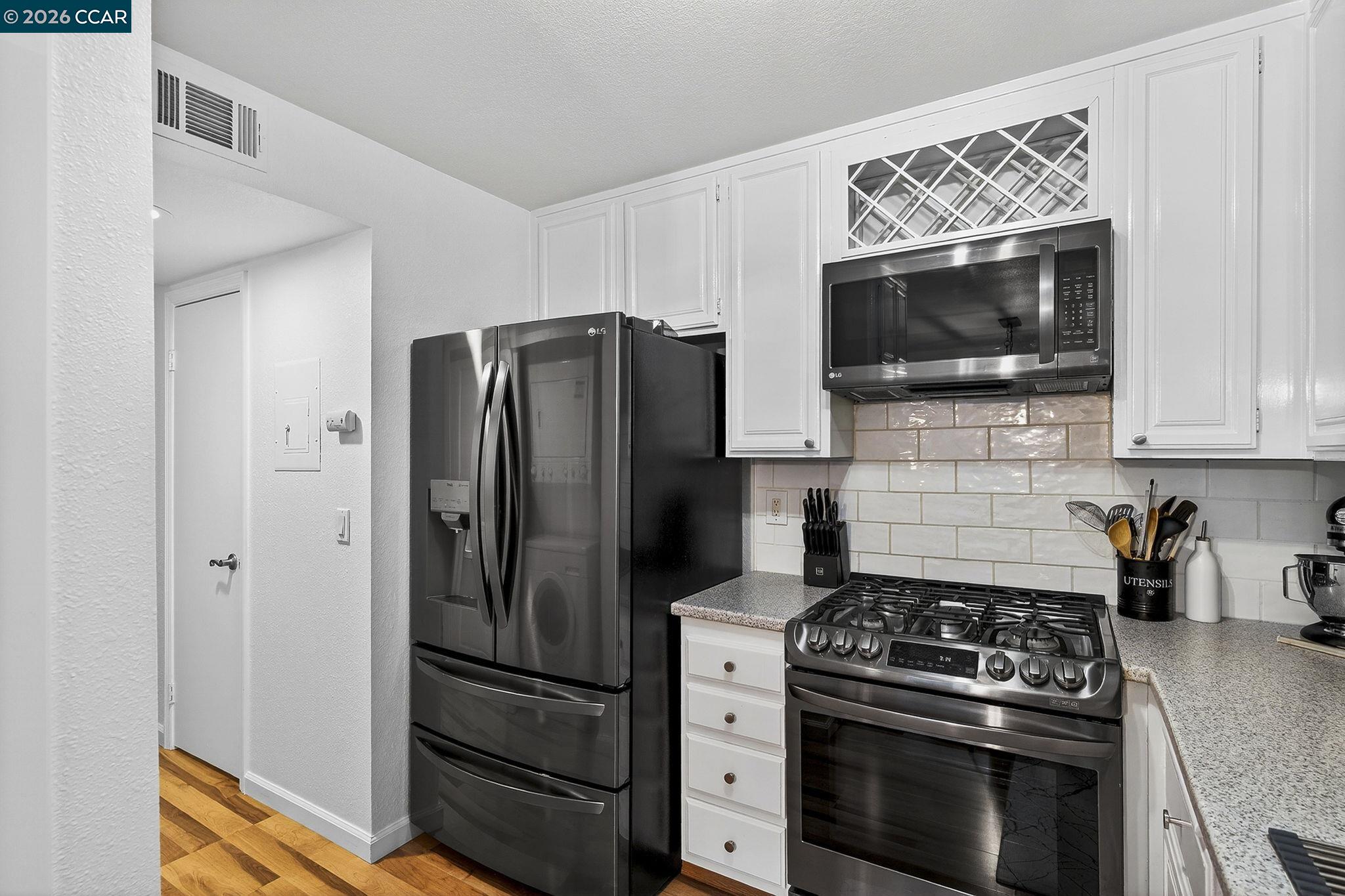 Photo #22: 41120820 Listing: Photo #22