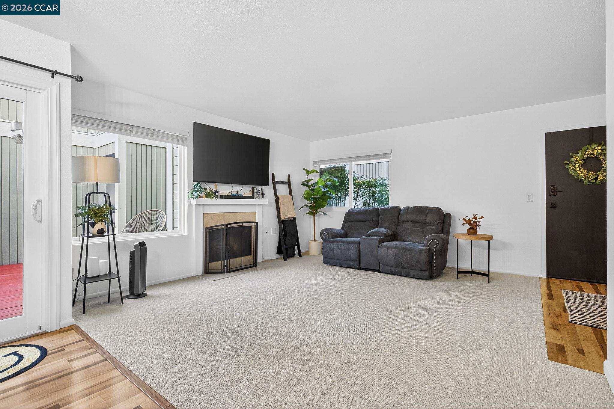 Photo #8: 41120820 Listing: Photo #8