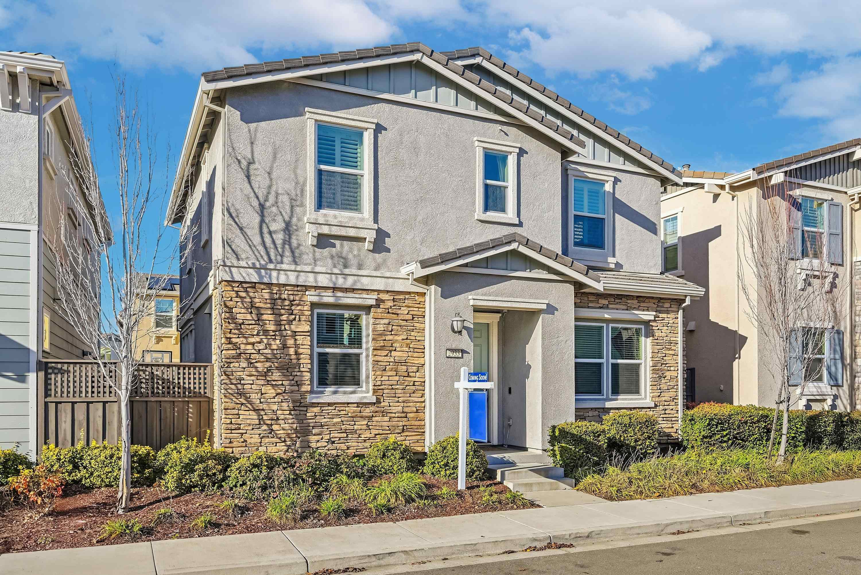 Detail Gallery Image 3 of 38 For 2933 Stringham Way, Dublin,  CA 94568 - 4 Beds | 2/1 Baths