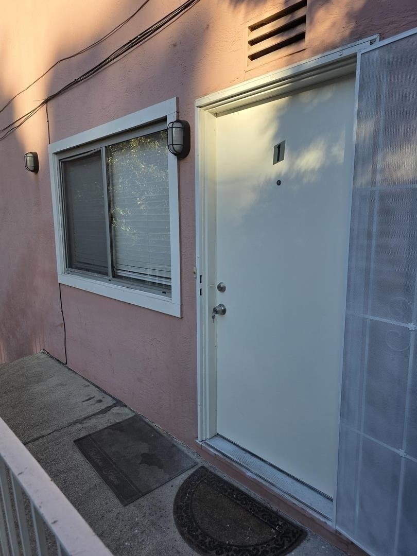 Detail Gallery Image 22 of 26 For 9716 Mountain Blvd, Oakland,  CA 94605 - – Beds | – Baths