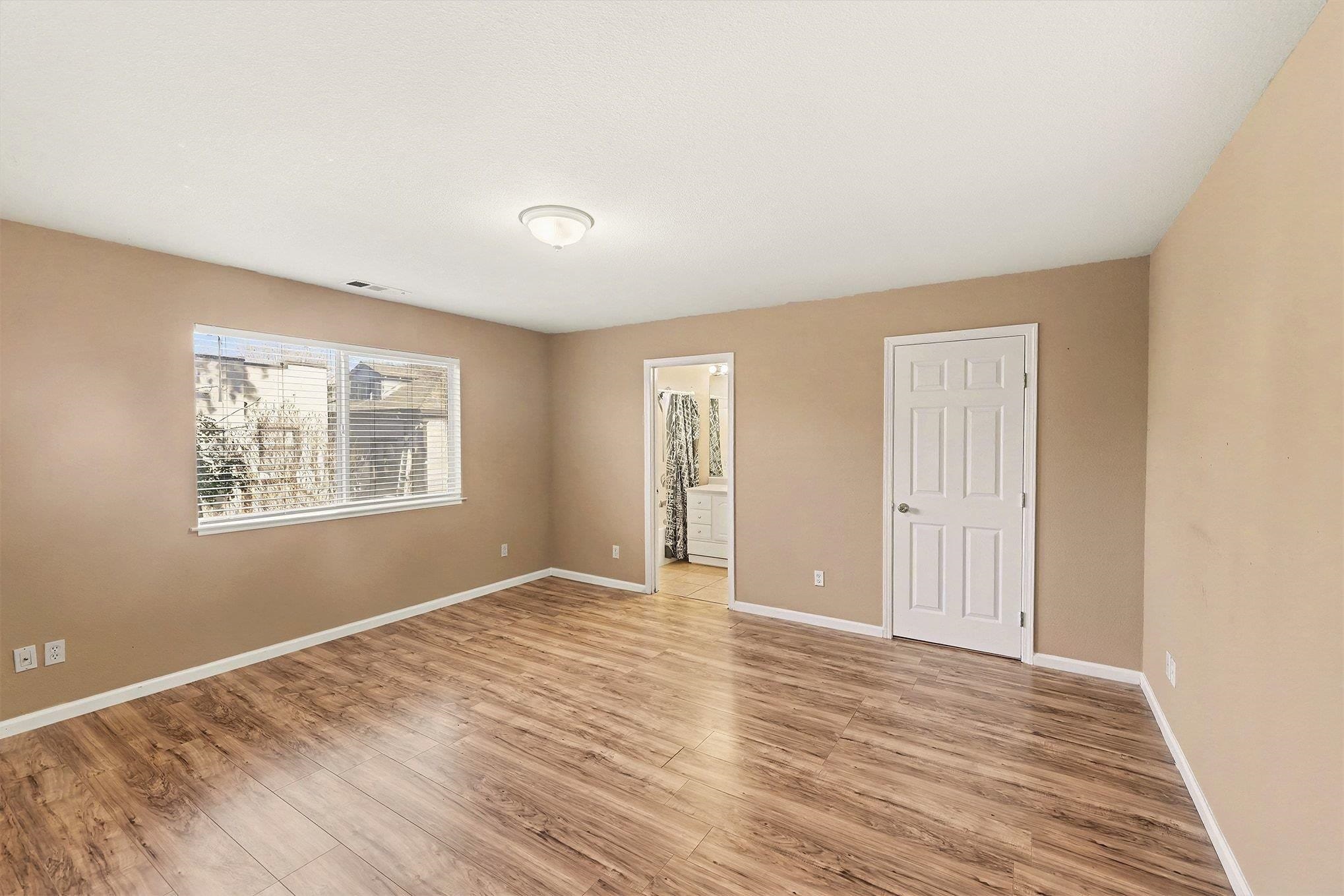 Detail Gallery Image 12 of 29 For 811 G St #811 AND 811 1/2,  Antioch,  CA 94509 - 6 Beds | 3 Baths