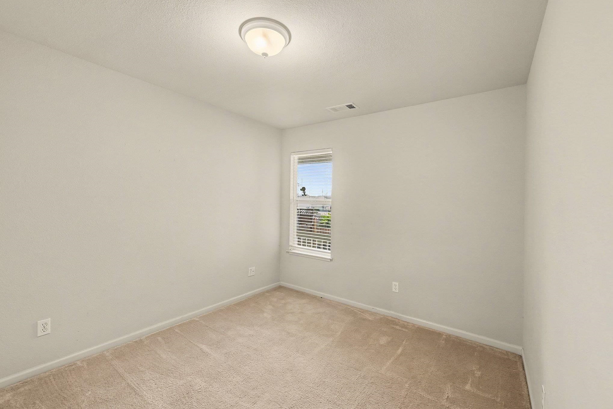 Detail Gallery Image 14 of 29 For 811 G St #811 AND 811 1/2,  Antioch,  CA 94509 - 6 Beds | 3 Baths