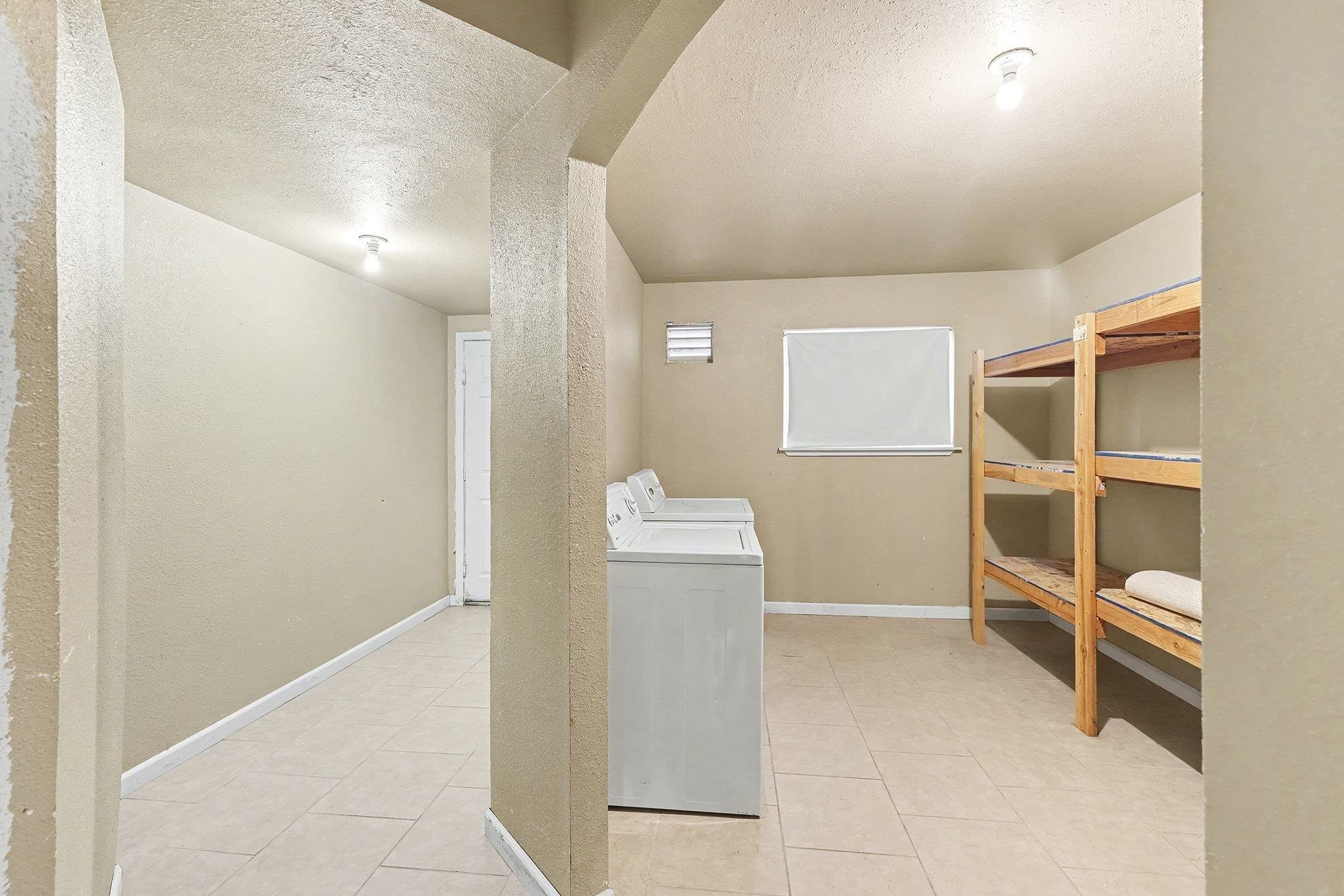 Detail Gallery Image 25 of 29 For 811 G St #811 AND 811 1/2,  Antioch,  CA 94509 - 6 Beds | 3 Baths