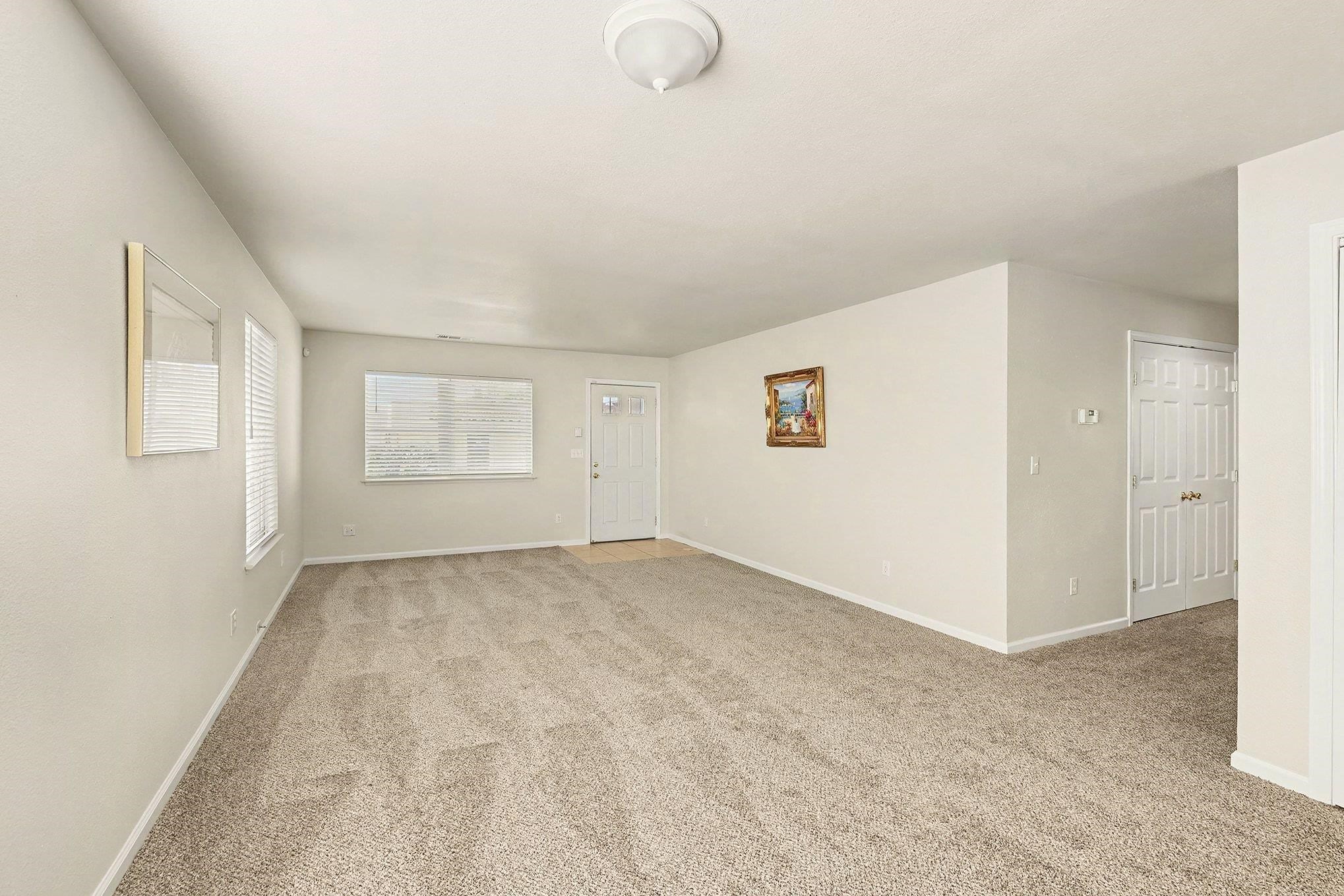 Detail Gallery Image 6 of 29 For 811 G St #811 AND 811 1/2,  Antioch,  CA 94509 - 6 Beds | 3 Baths