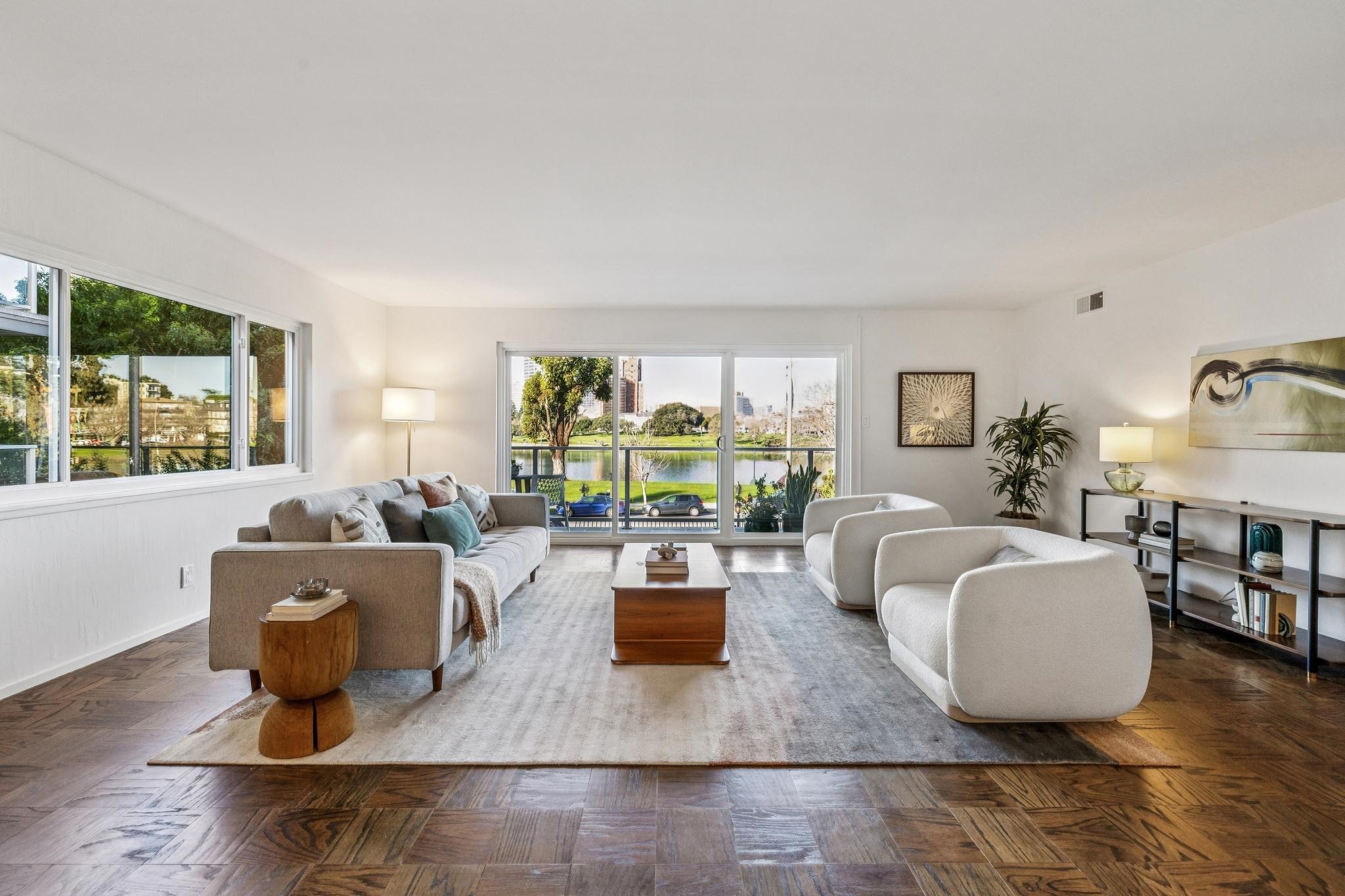 Photo #1: 41120837 Listing: Photo #1