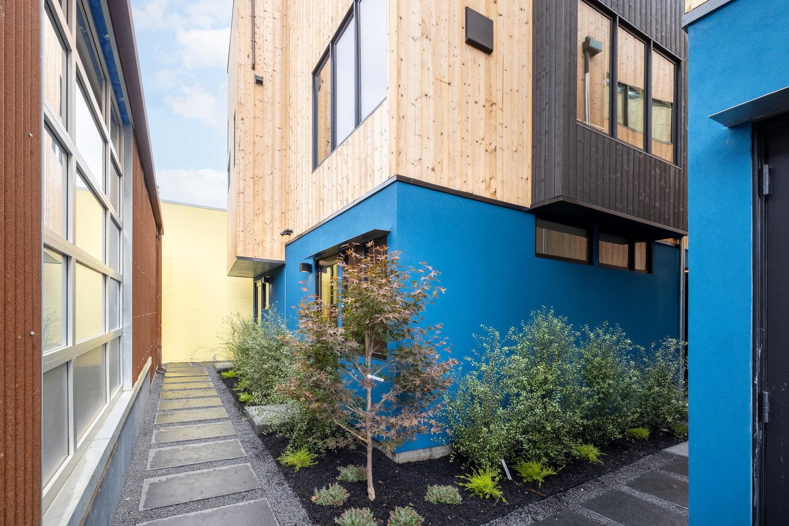 Photo #3: 41120838 Listing: Photo #3