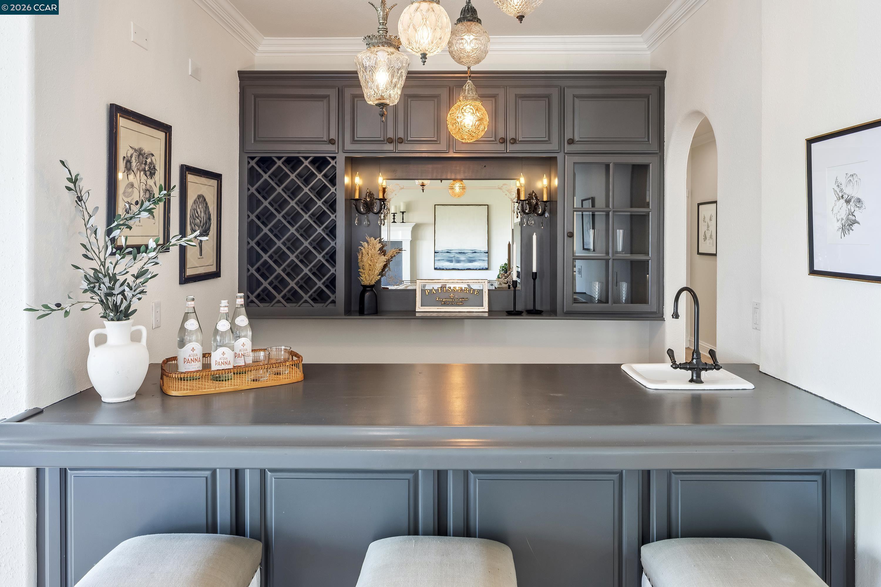 Detail Gallery Image 17 of 45 For 75 Donald Drive, Orinda,  CA 94563-3649 - 6 Beds | 5/1 Baths