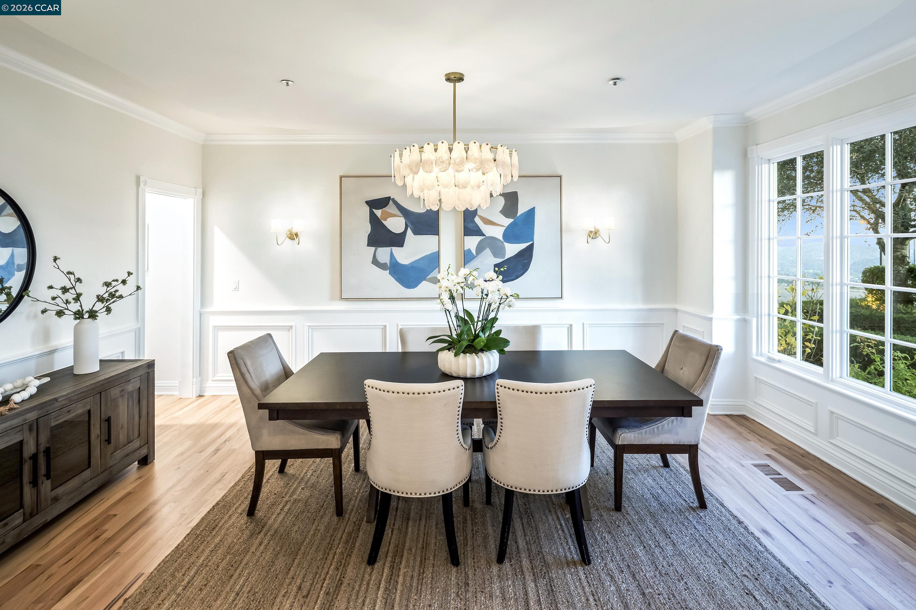 Detail Gallery Image 18 of 45 For 75 Donald Drive, Orinda,  CA 94563-3649 - 6 Beds | 5/1 Baths