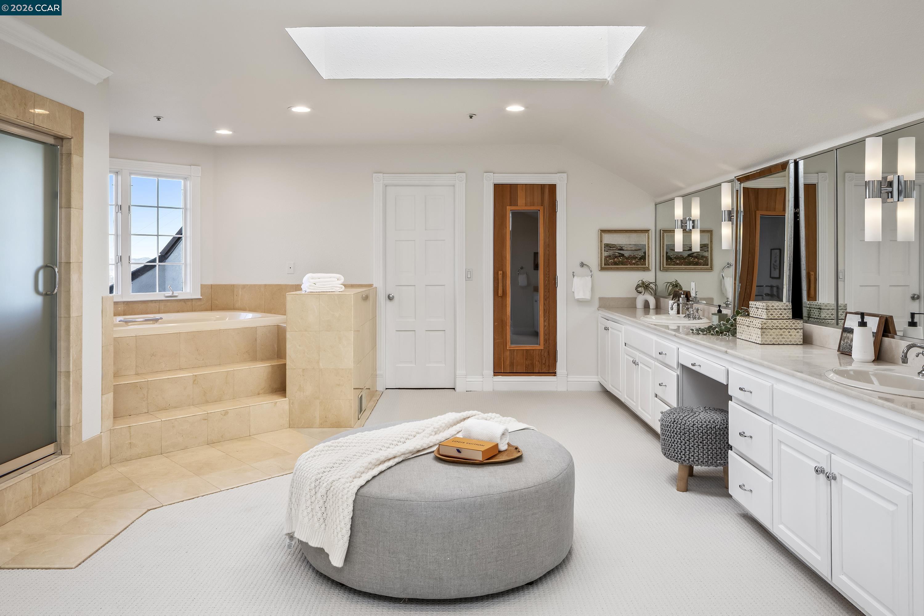 Detail Gallery Image 23 of 45 For 75 Donald Drive, Orinda,  CA 94563-3649 - 6 Beds | 5/1 Baths