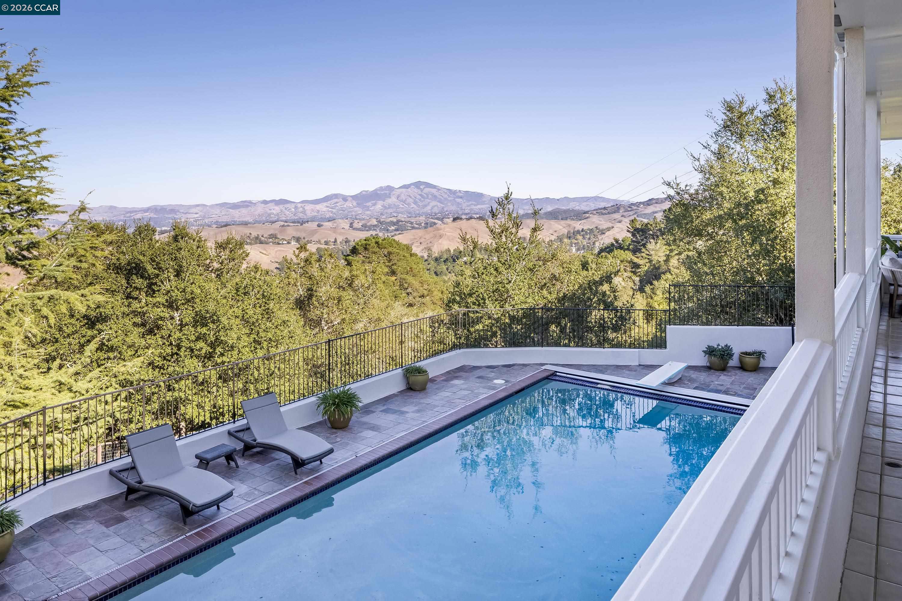 Detail Gallery Image 39 of 45 For 75 Donald Drive, Orinda,  CA 94563-3649 - 6 Beds | 5/1 Baths