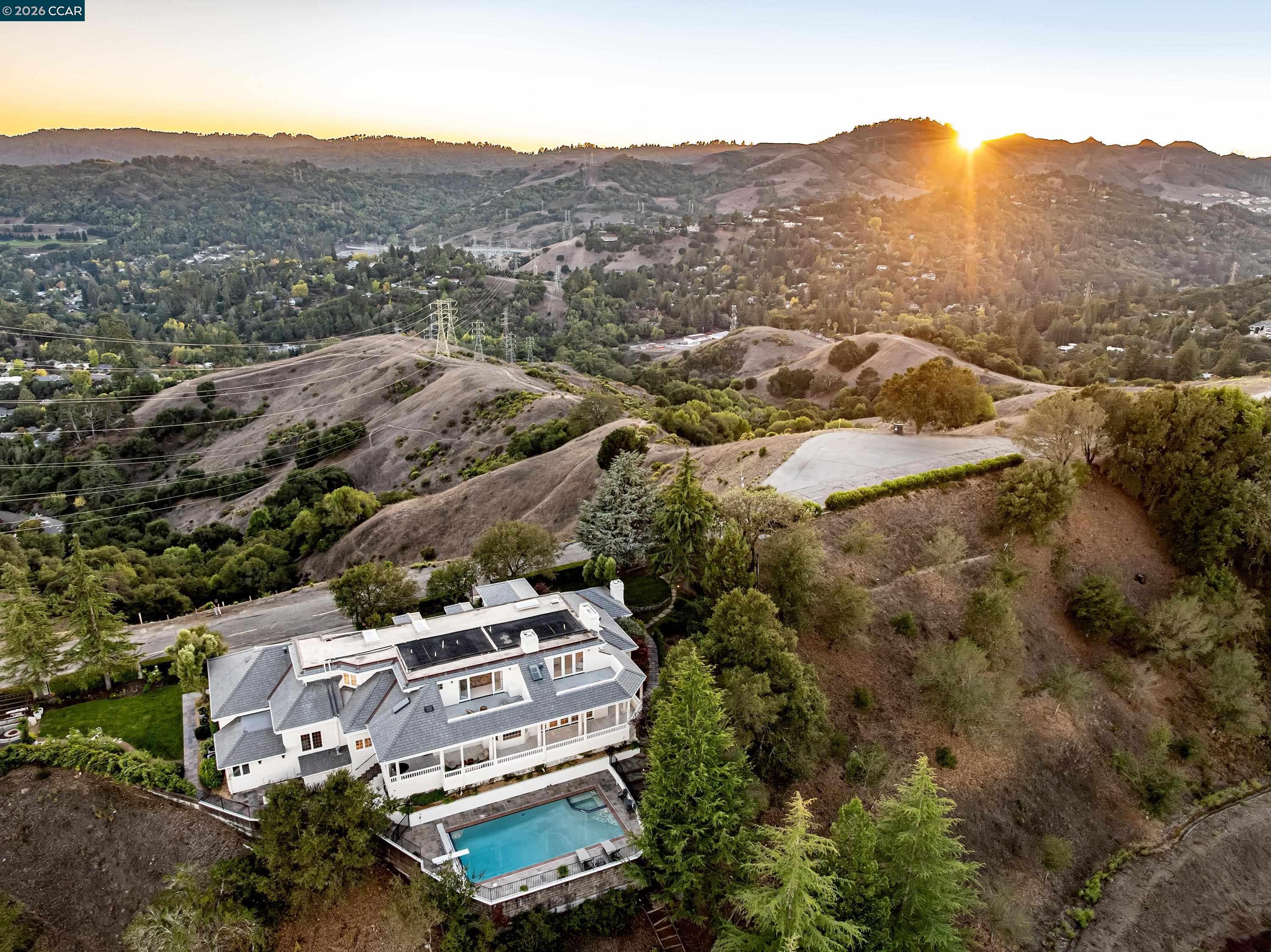 Detail Gallery Image 44 of 45 For 75 Donald Drive, Orinda,  CA 94563-3649 - 6 Beds | 5/1 Baths