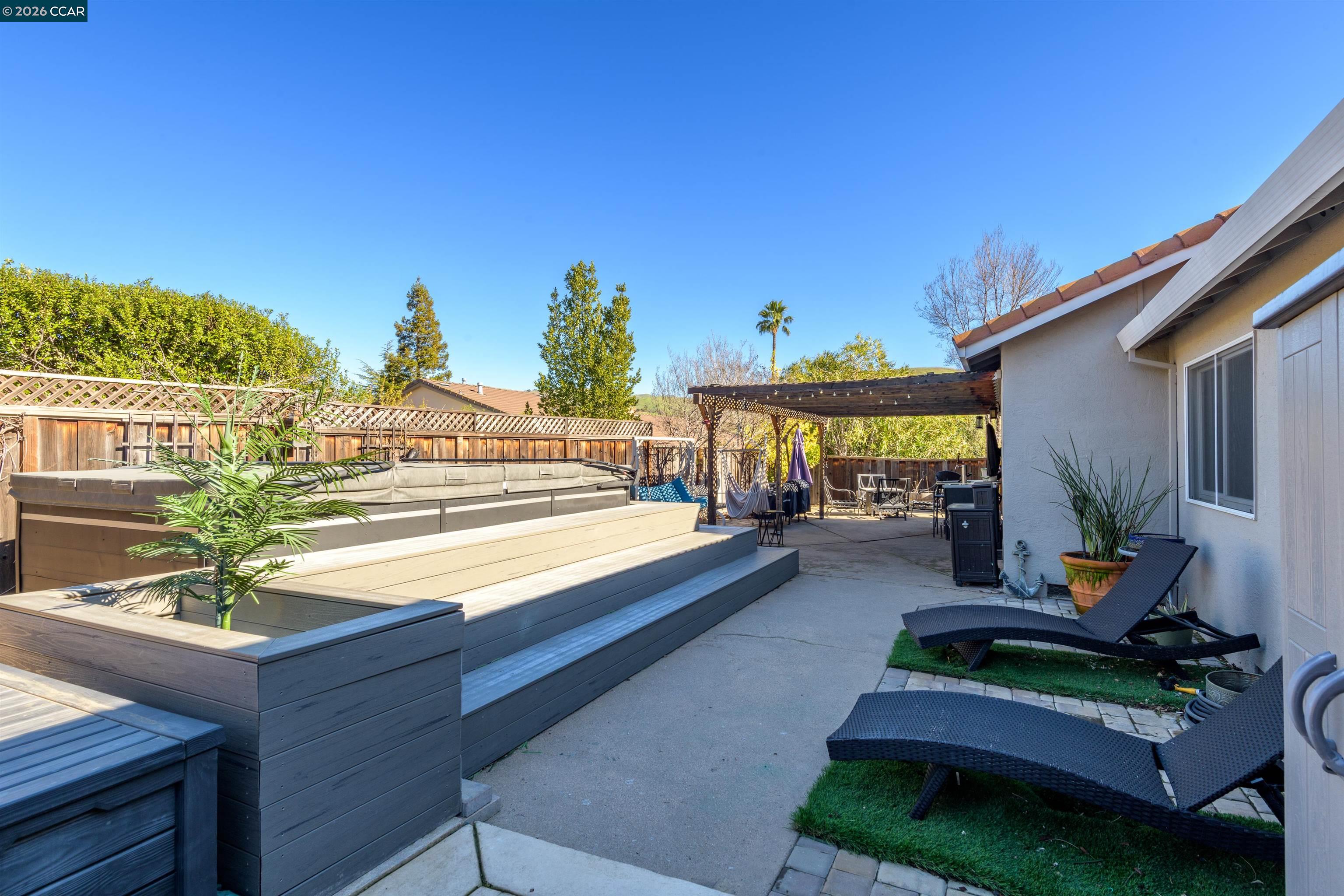 Detail Gallery Image 29 of 41 For 305 Mountaire Pkwy, Clayton,  CA 94517 - 4 Beds | 2 Baths