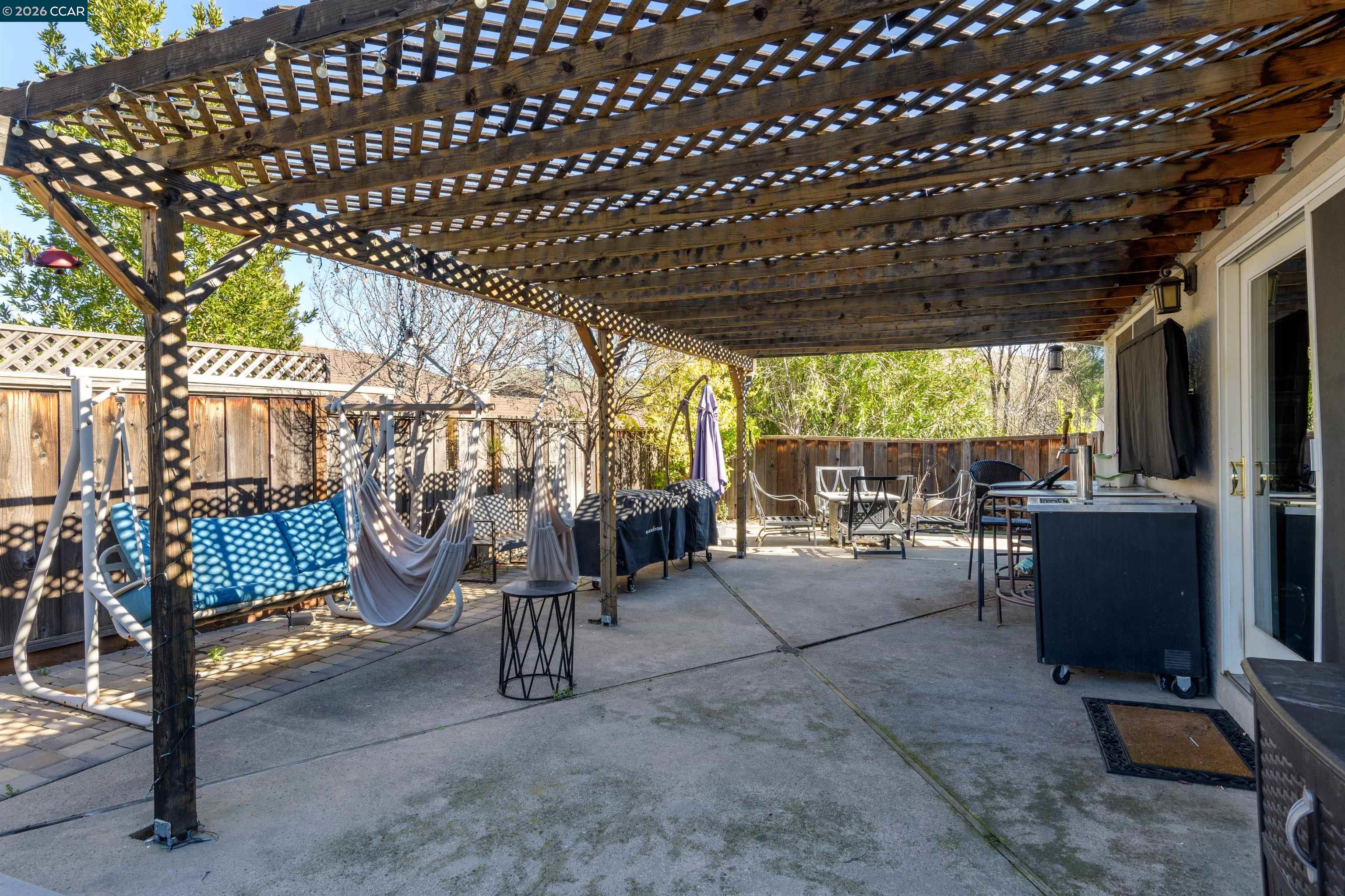 Detail Gallery Image 30 of 41 For 305 Mountaire Pkwy, Clayton,  CA 94517 - 4 Beds | 2 Baths