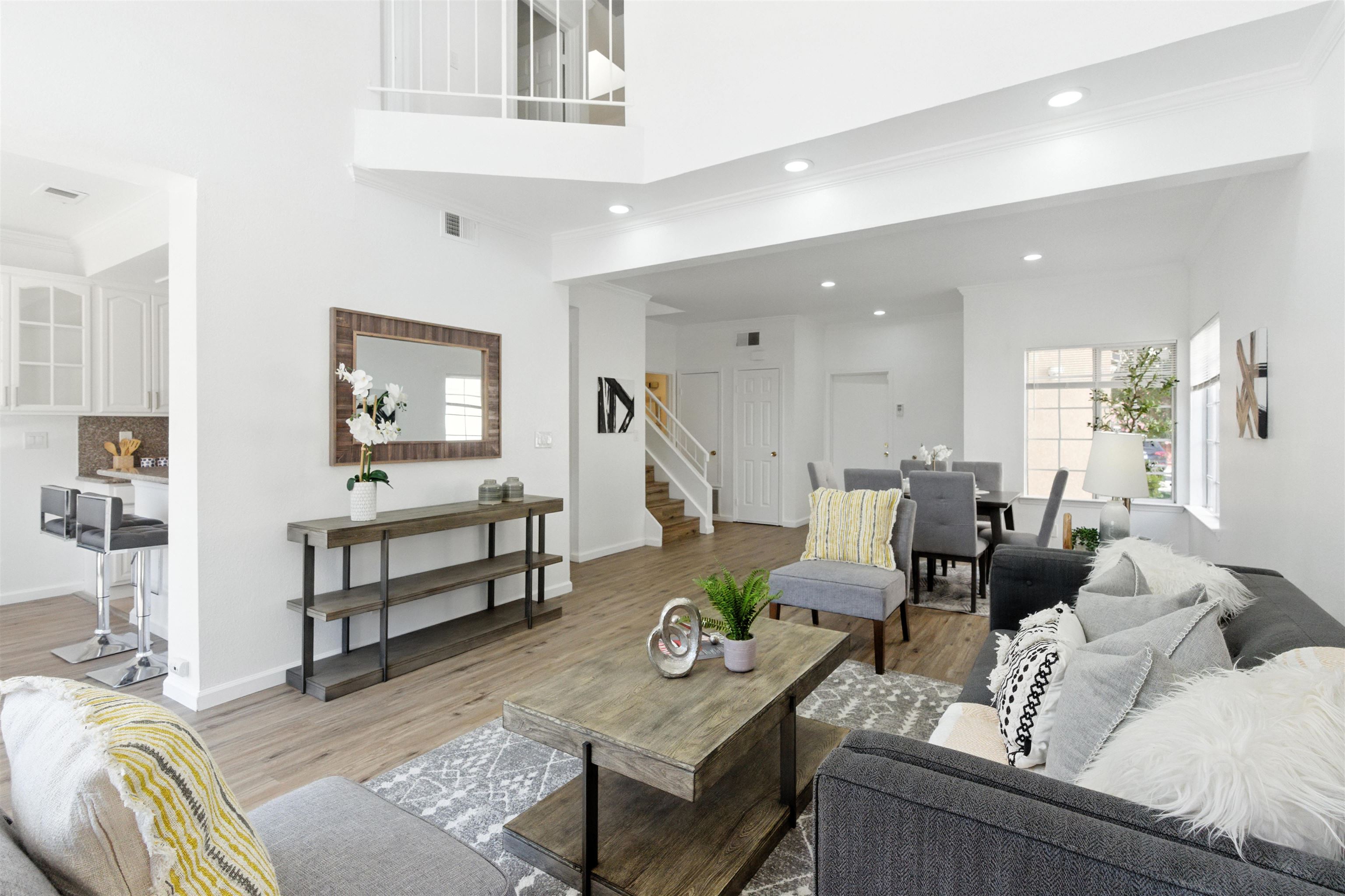 Detail Gallery Image 5 of 30 For 35968 Killorglin Cmn, Fremont,  CA 94536 - 4 Beds | 2/1 Baths