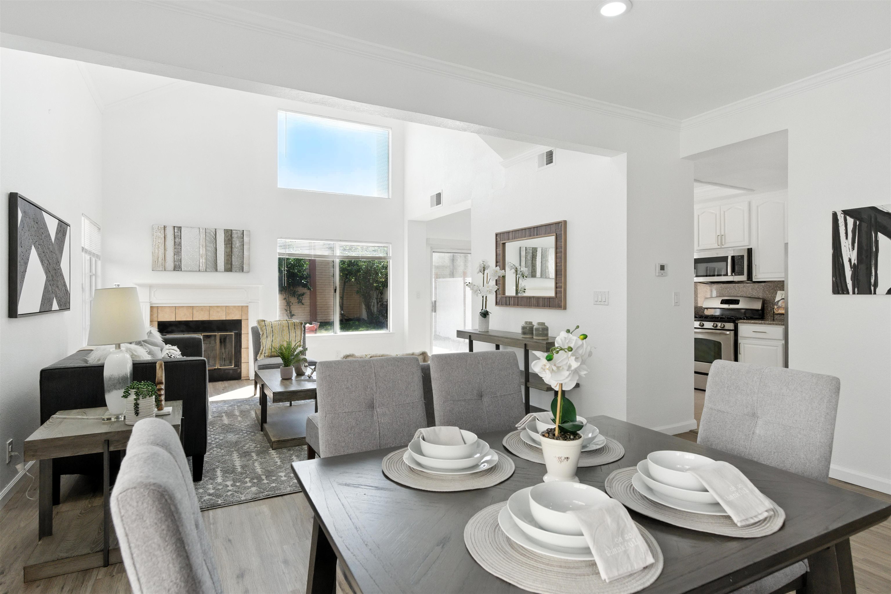 Detail Gallery Image 6 of 30 For 35968 Killorglin Cmn, Fremont,  CA 94536 - 4 Beds | 2/1 Baths