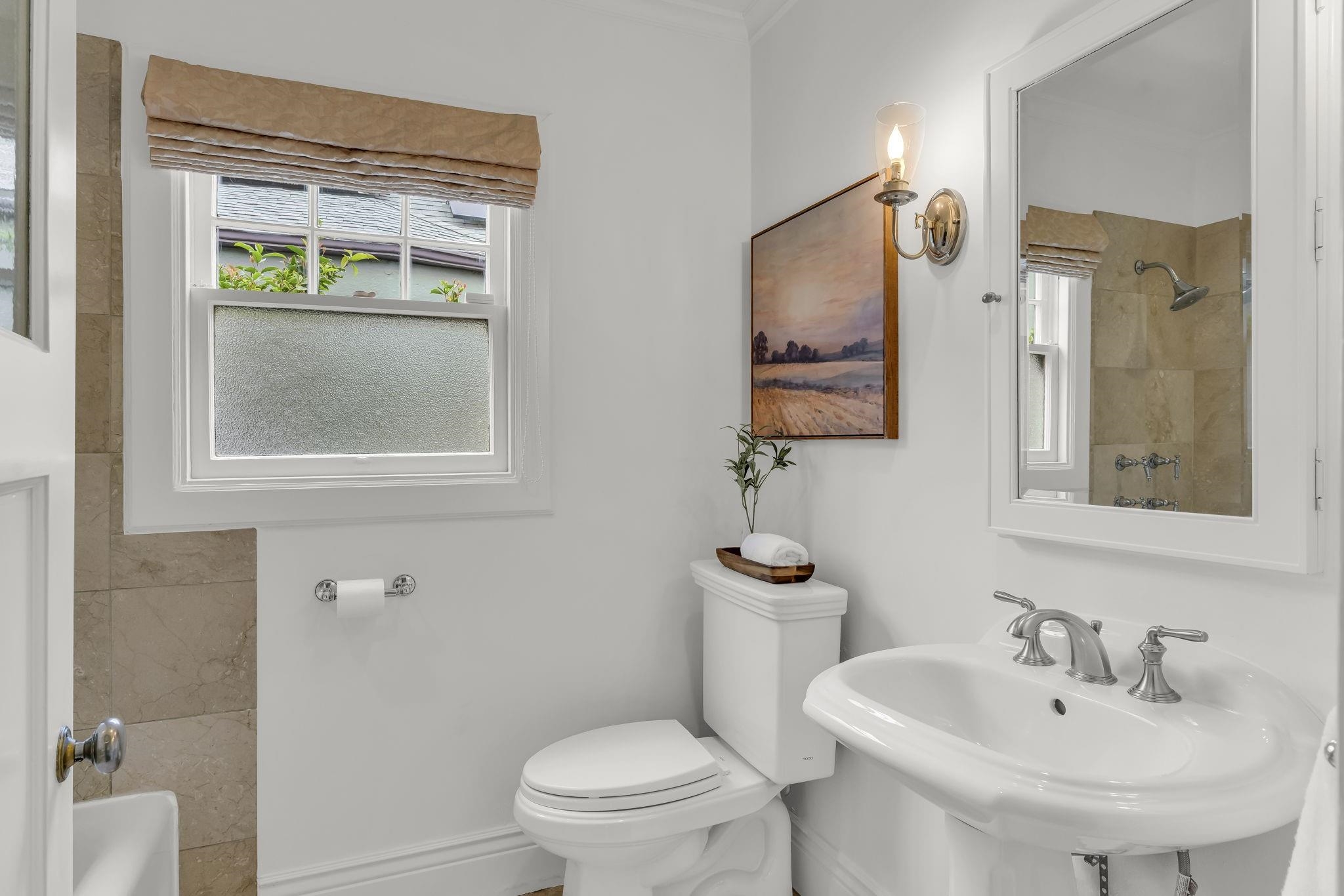 Detail Gallery Image 26 of 37 For 950 Scott St, Oakland,  CA 94610 - 3 Beds | 1 Baths