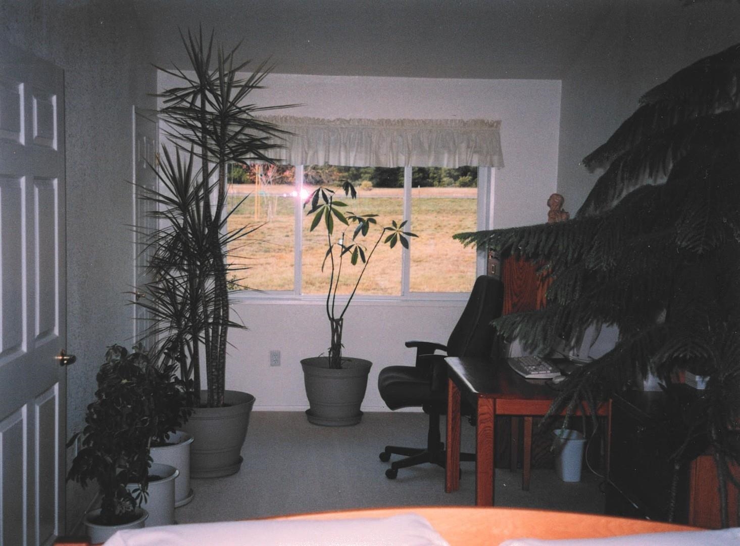 Detail Gallery Image 15 of 30 For 4001 Branscomb Rd, Laytonville,  CA 95454 - 2 Beds | 2 Baths