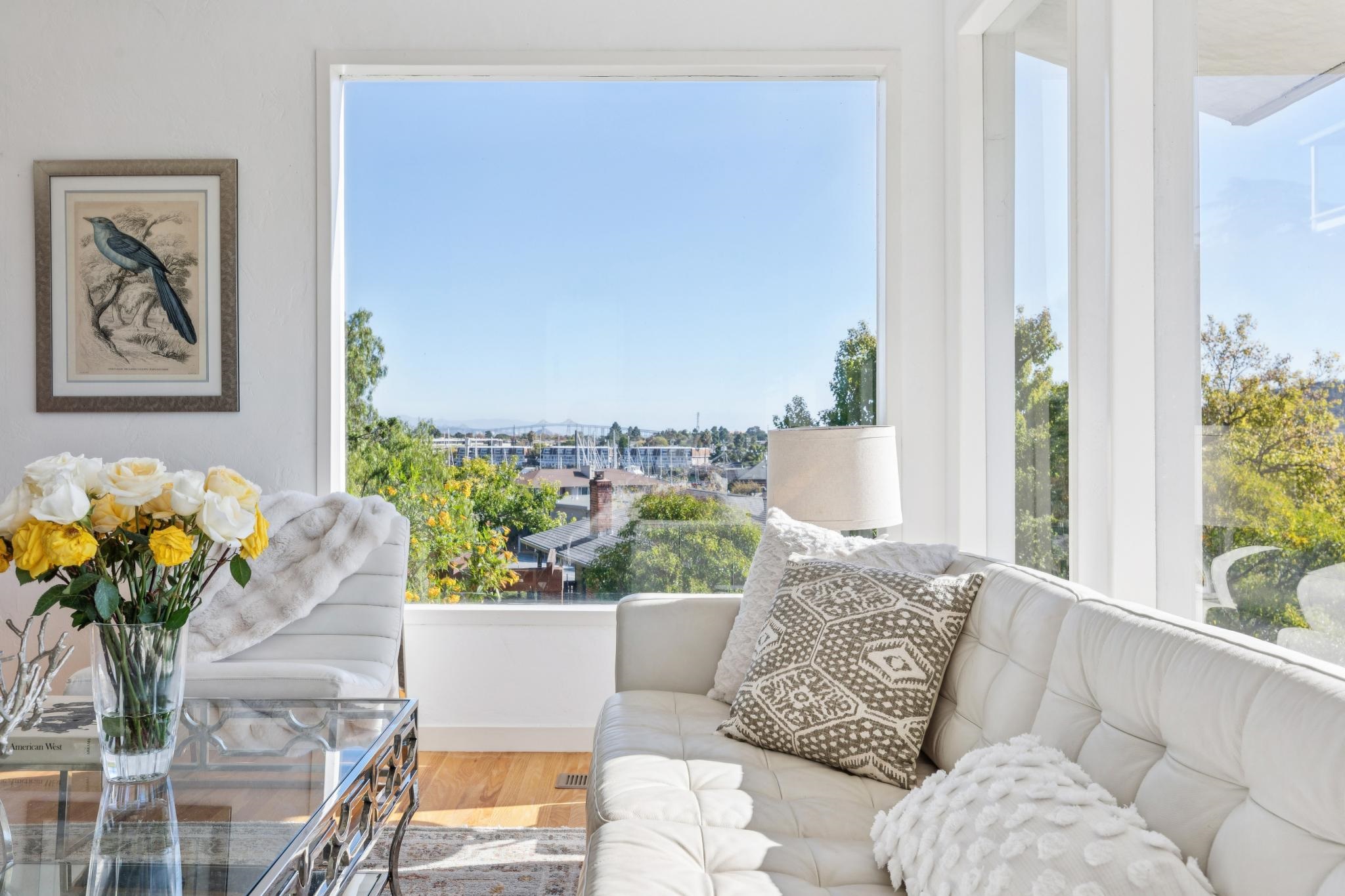 Detail Gallery Image 17 of 51 For 28 Marina Court Dr, San Rafael,  CA 94901 - 3 Beds | 2/1 Baths