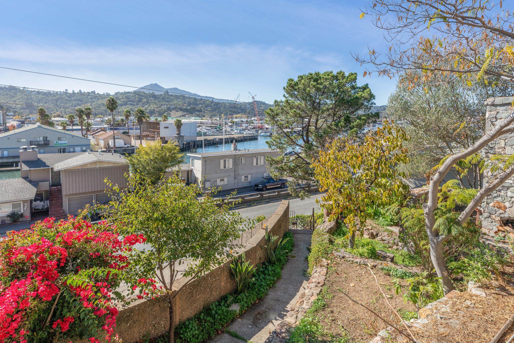 Detail Gallery Image 51 of 51 For 28 Marina Court Dr, San Rafael,  CA 94901 - 3 Beds | 2/1 Baths