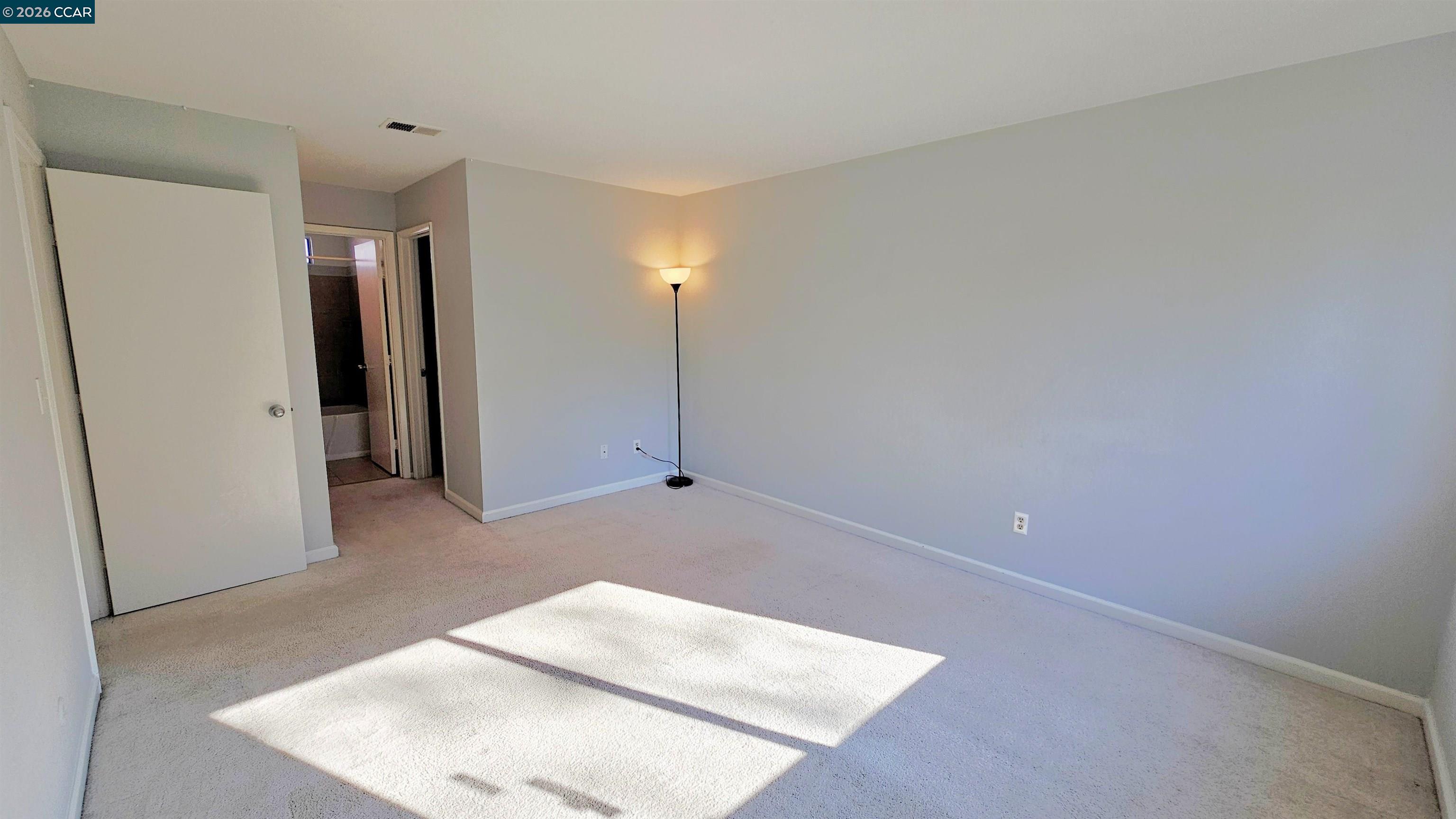 Detail Gallery Image 28 of 36 For 347 Scottsdale Rd, Pleasant Hill,  CA 94523 - 3 Beds | 2/1 Baths