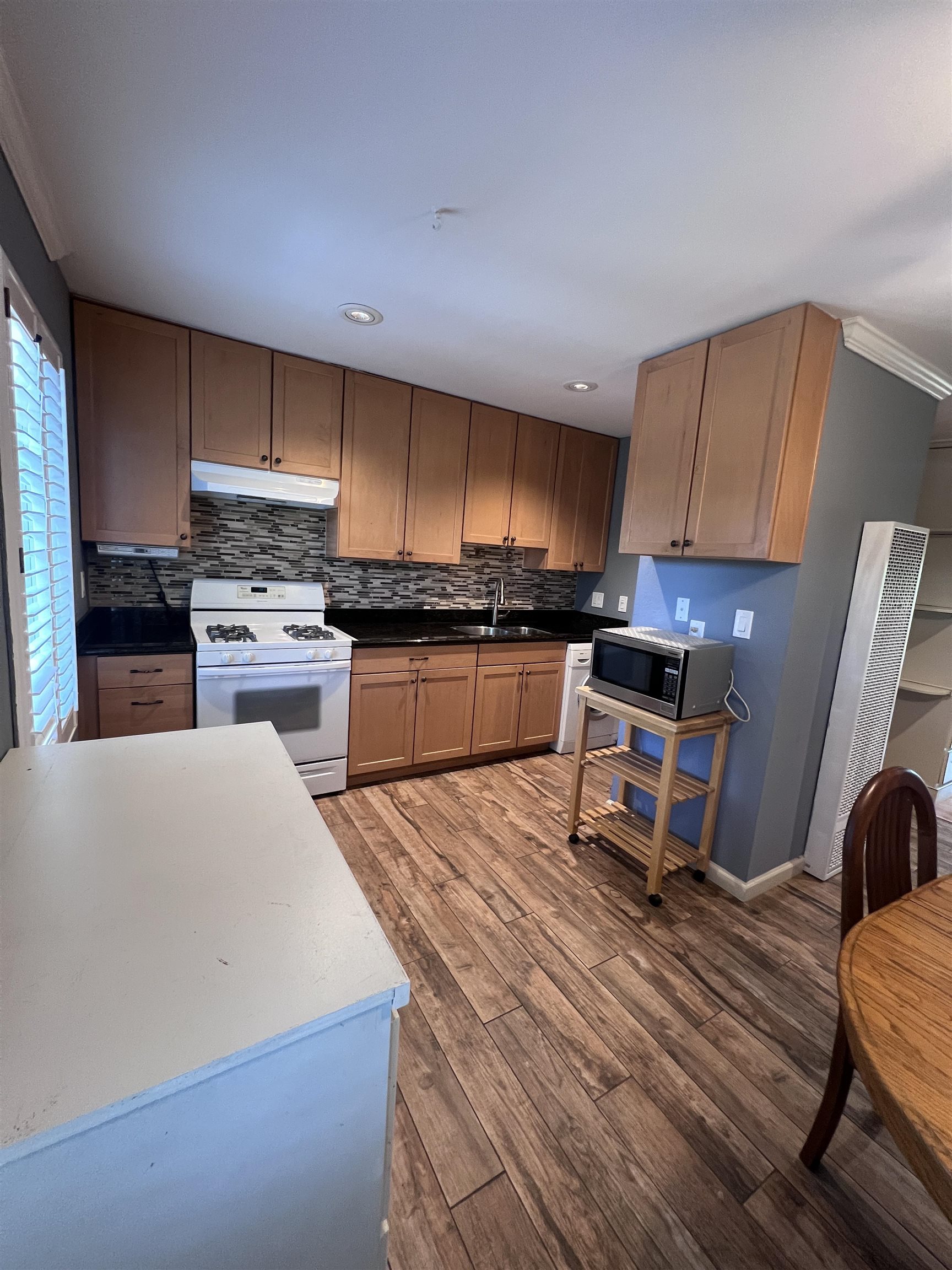 Detail Gallery Image 10 of 27 For 1009 Murrieta Blvd #105,  Livermore,  CA 94550 - 1 Beds | 1 Baths