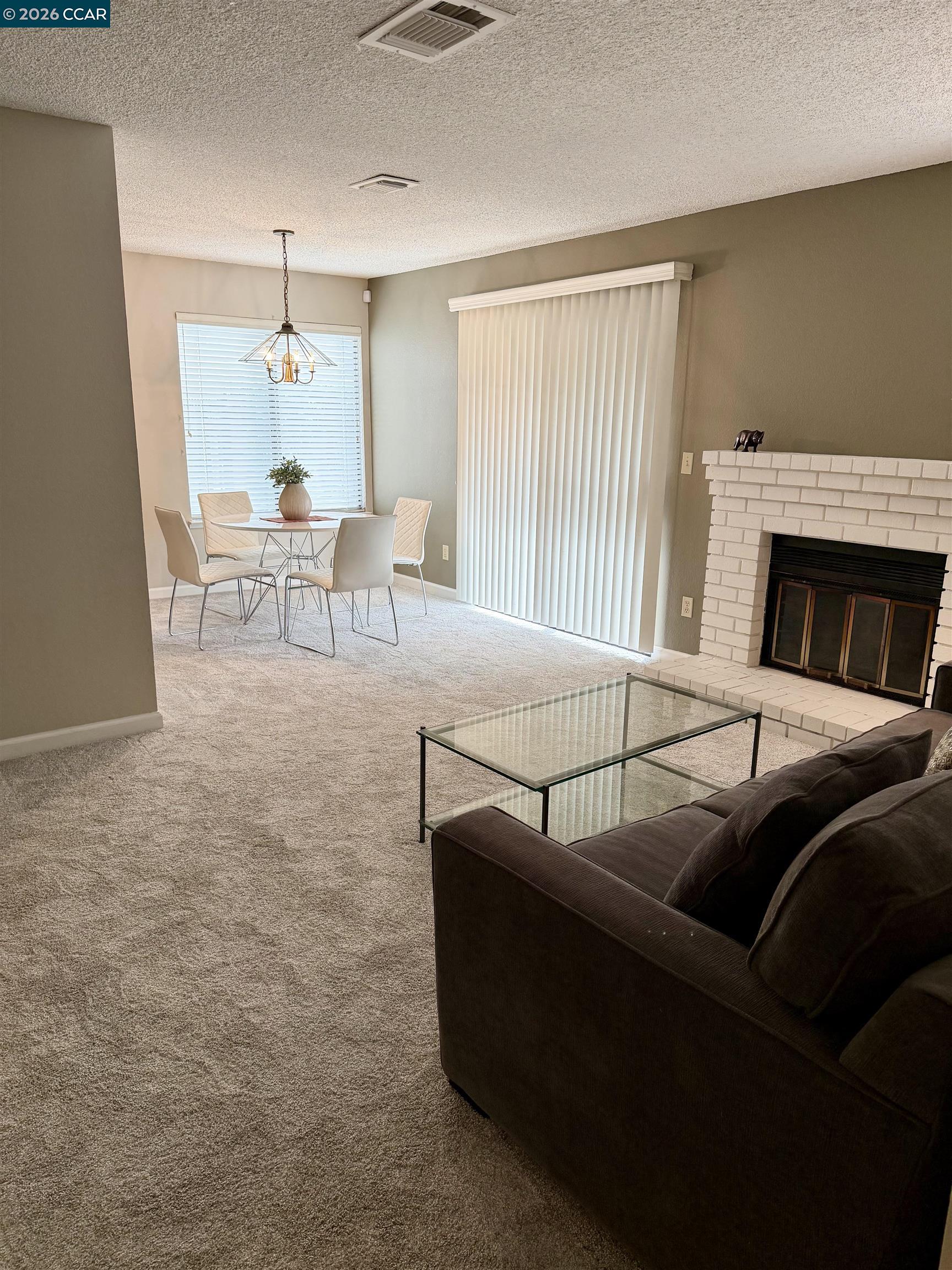 Detail Gallery Image 3 of 23 For 801 Dover, Hercules,  CA 94547 - 2 Beds | 1 Baths