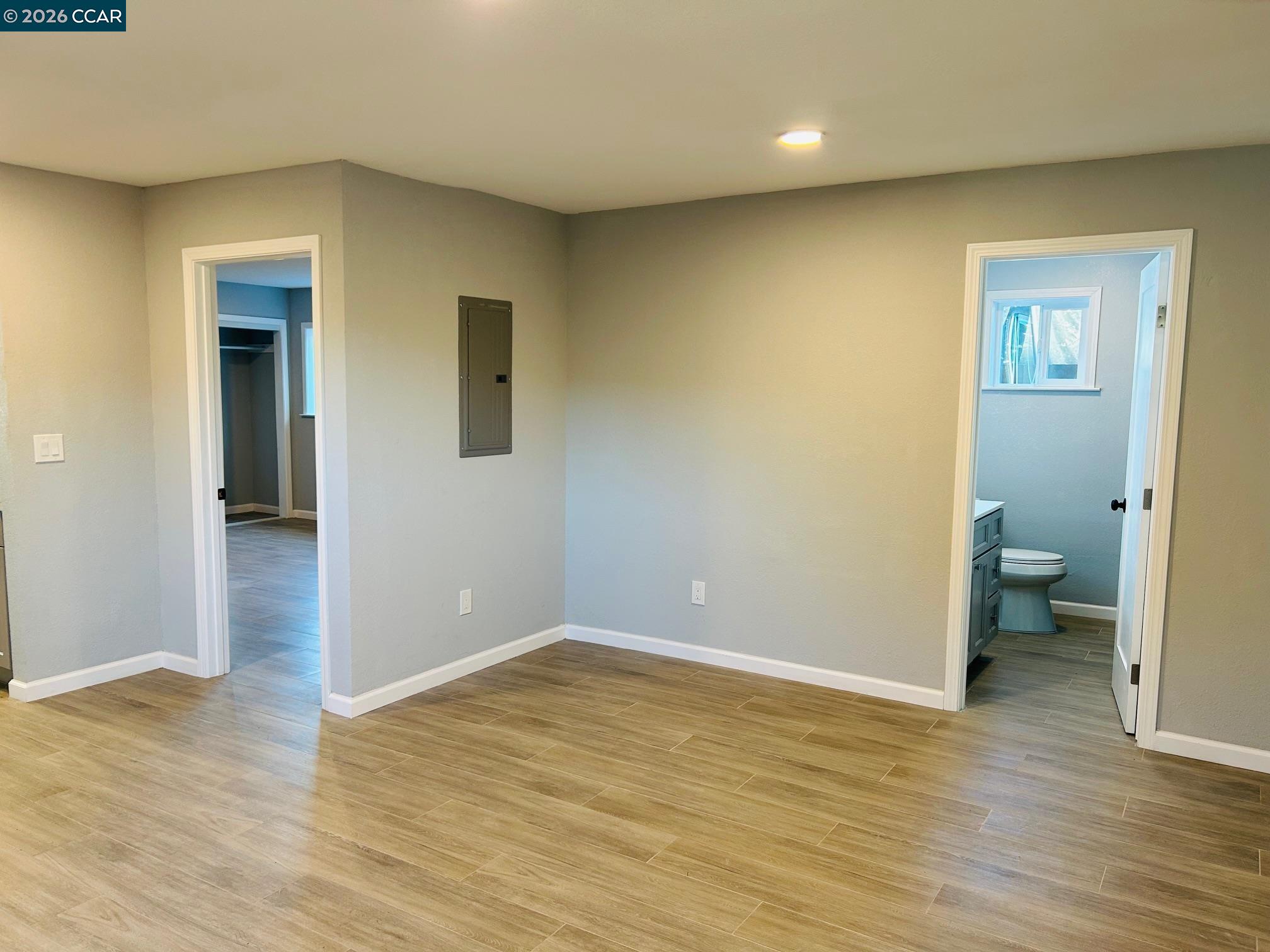 Detail Gallery Image 15 of 37 For 532 5th St, Richmond,  CA 94801 - 5 Beds | 3/1 Baths